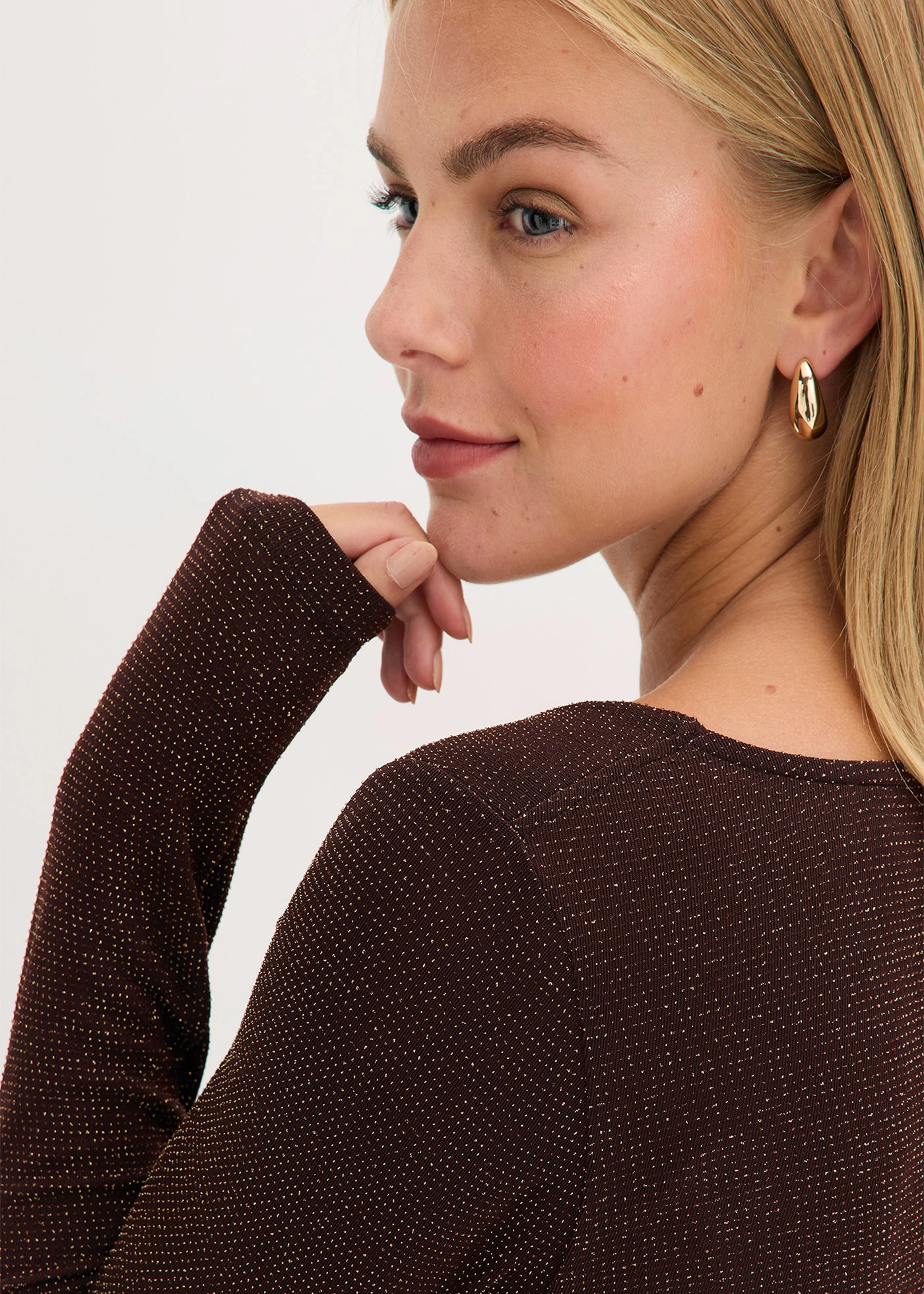 Top col bénitier • marron foncé • Boutique bonprix