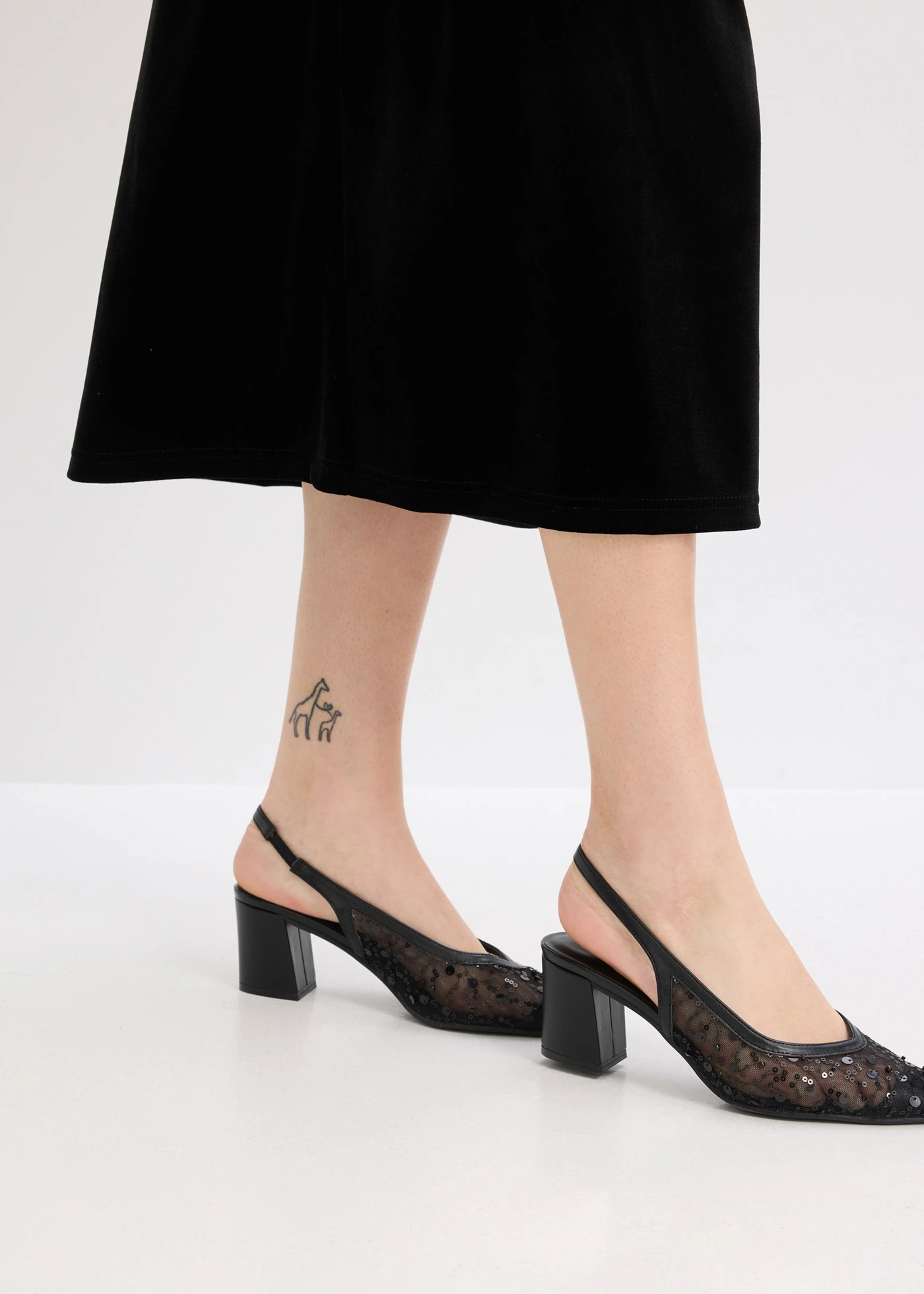 Jupe midi • noir • Boutique bonprix