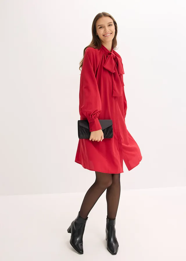 Rochie-bluză cu fundă la guler • roşu chili • magazin bonprix