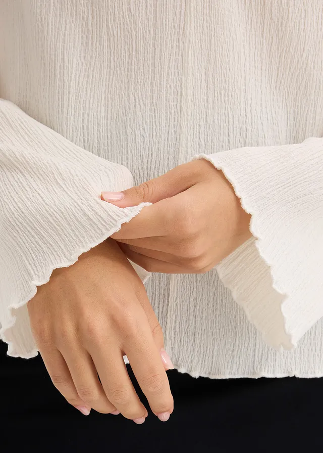 Longsleeve van gestructureerde crêpe • wolwit • product-page.page-title-suffix