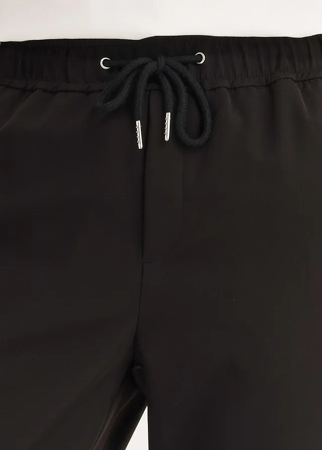 Pantalon jogger avec taille élastiquée • noir • product-page.page-title-suffix