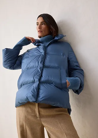 Geacă cu puf reciclat și mâneci din material tricotat • albastru-verde • magazin bonprix