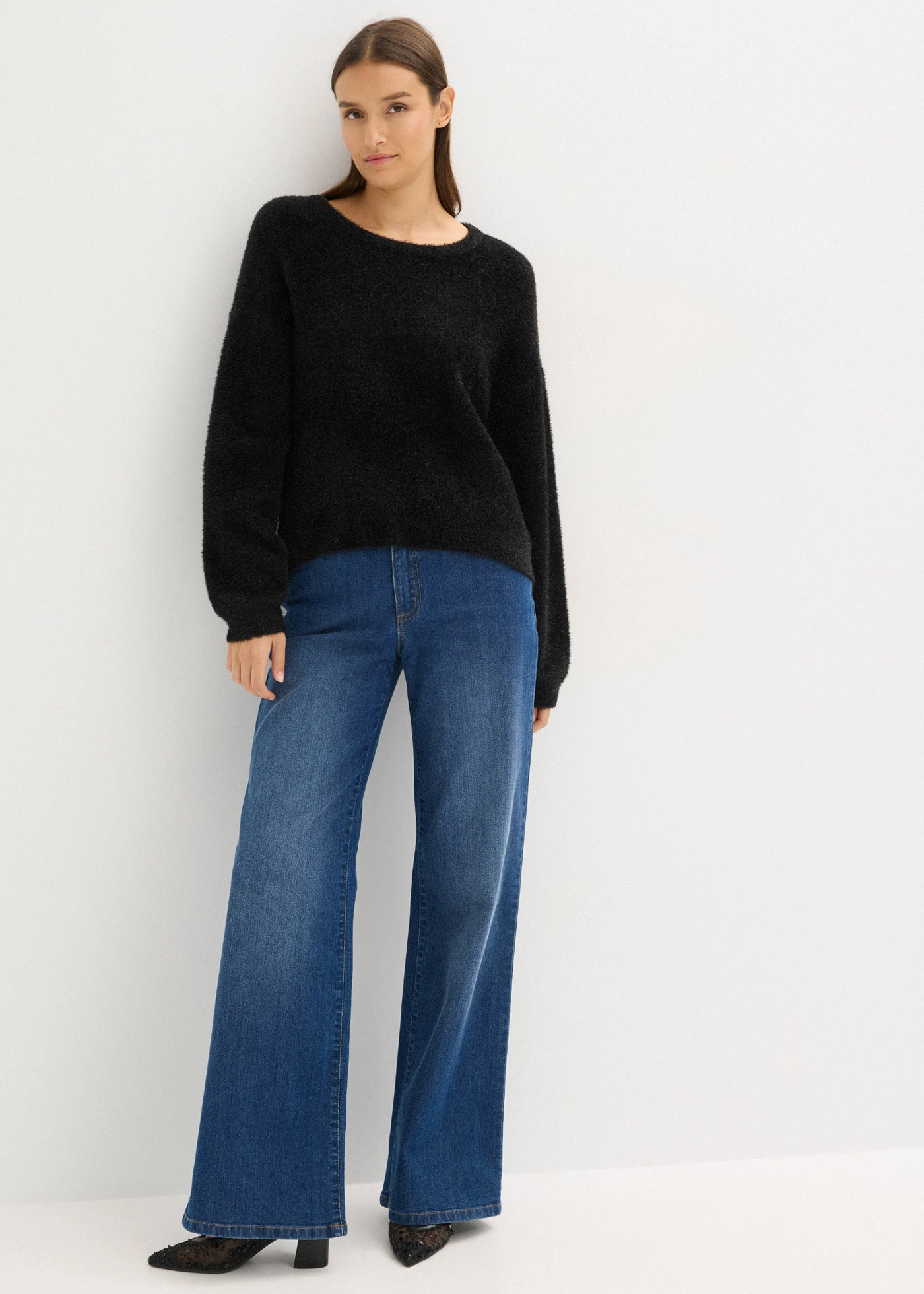 Sweter z cienkiej dzianiny • czarny • sklep bonprix