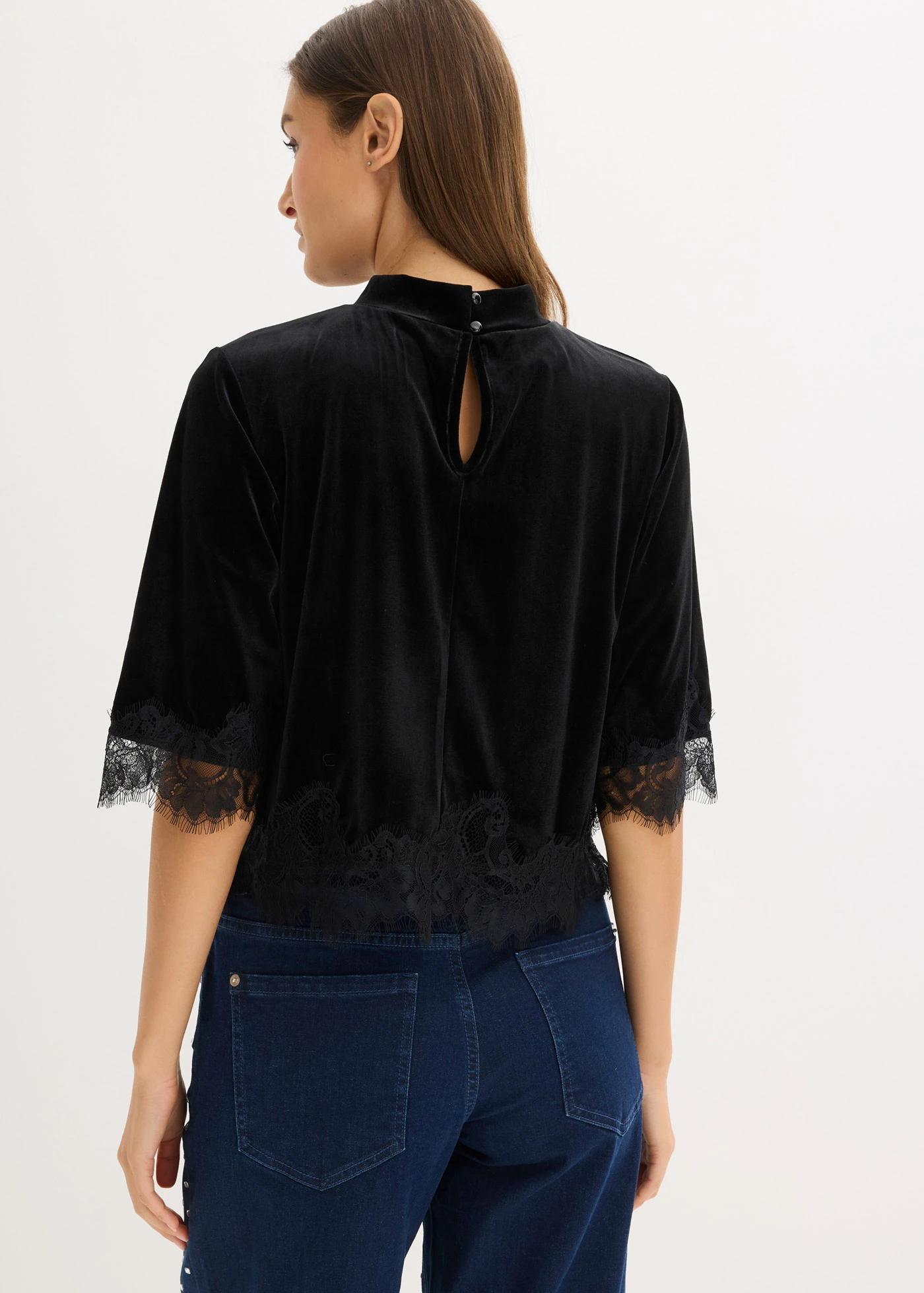 Bluză din catifea cu dantelă • negru • magazin bonprix