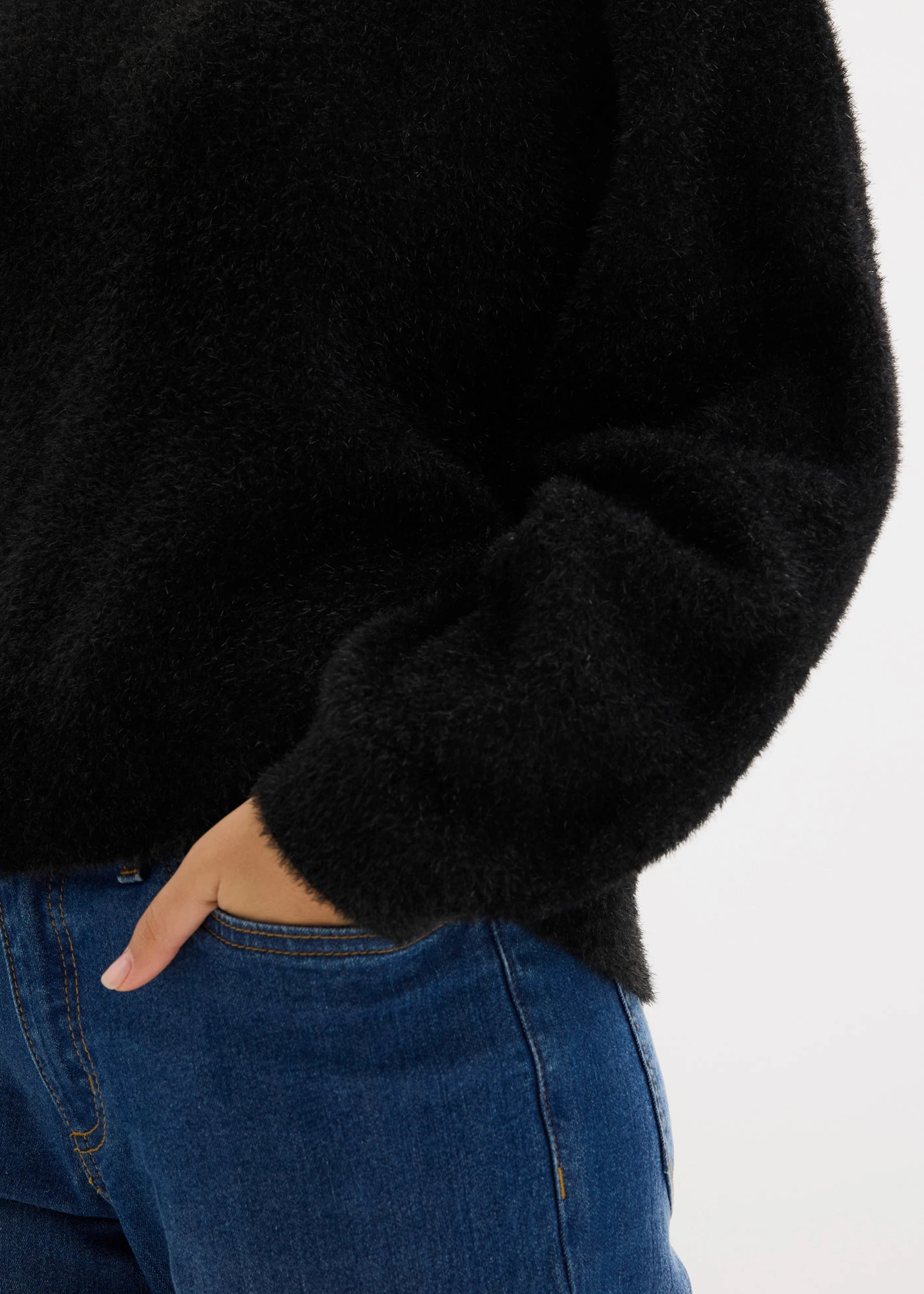 Pulover din tricotaj fin • negru • magazin bonprix