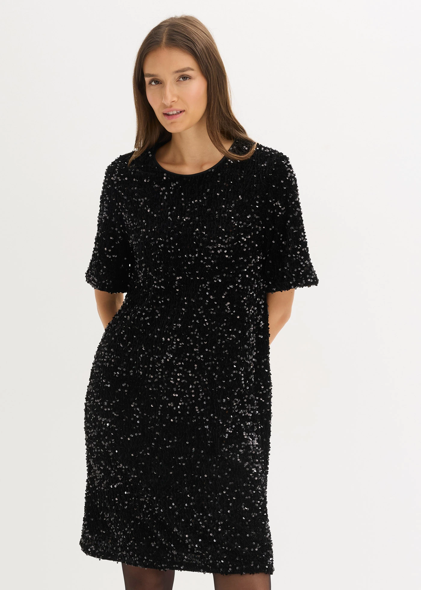 Robe courte à sequins • noir • Boutique bonprix