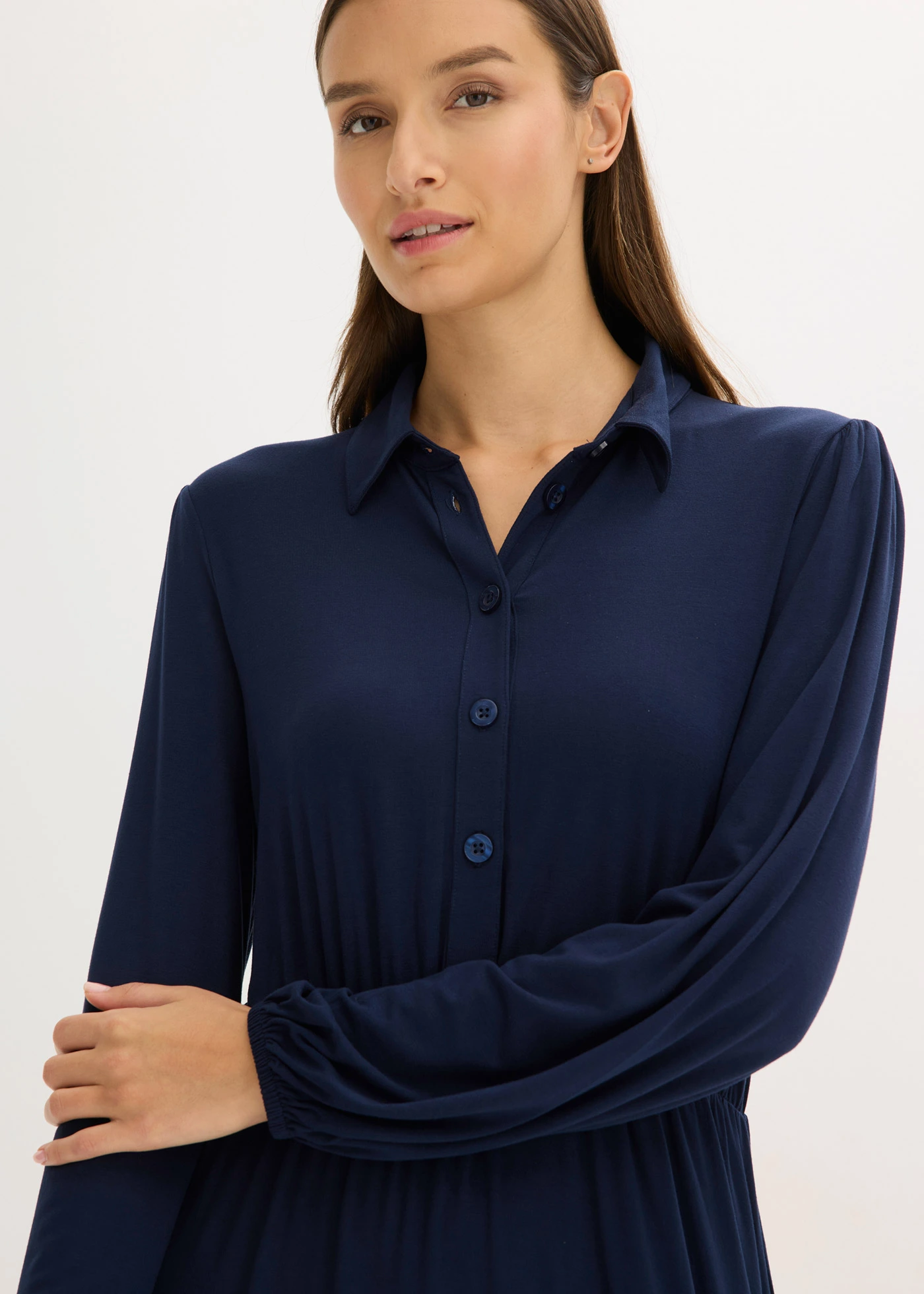 Robe douce en jersey viscose • bleu foncé • Boutique bonprix