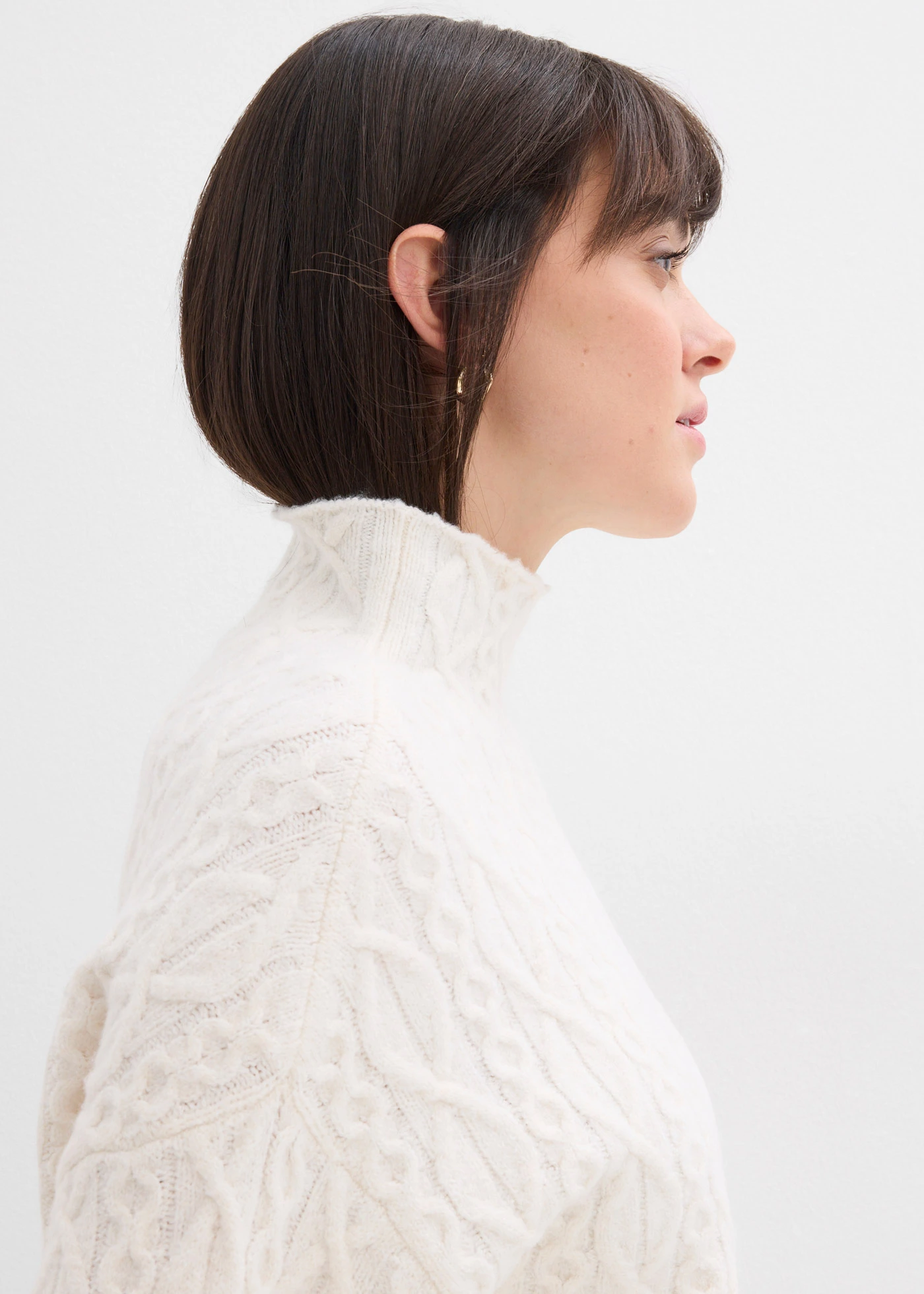 Pulóver fonott kötésmintával • gyöngyfehér melírozott • bonprix áruház