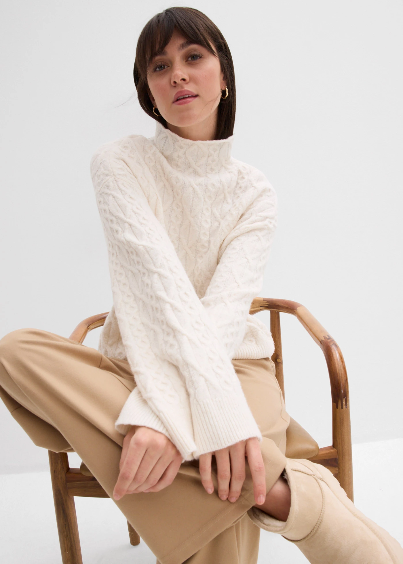 Sweter ze wzorem w warkocze • biały perłowy melanż • sklep bonprix