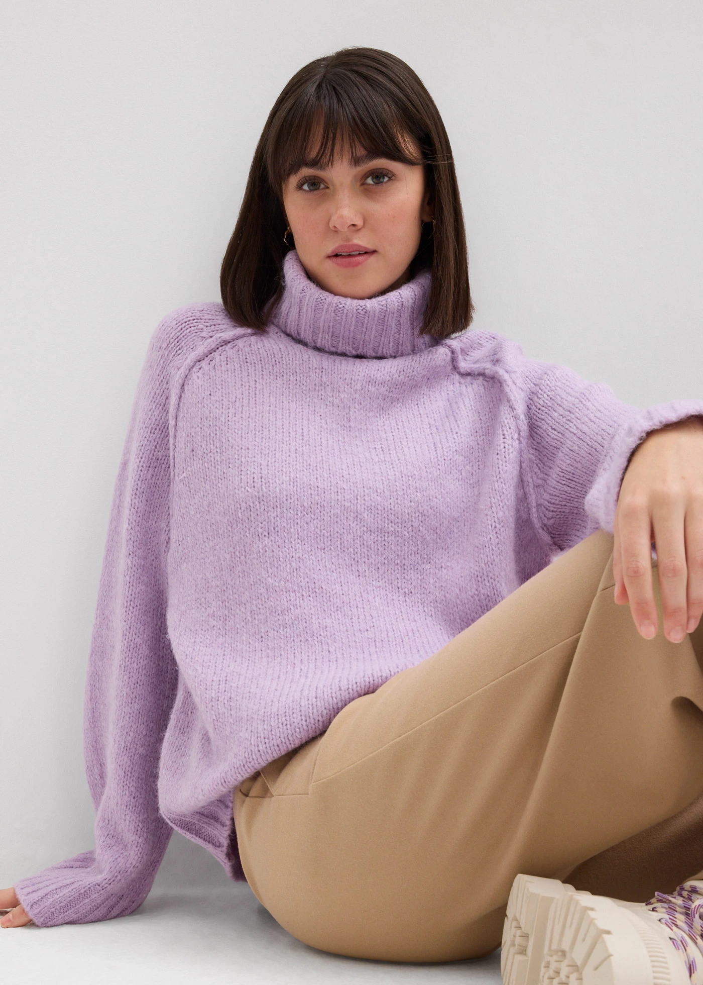 Pulover tricotat oversize, cu ochiuri mari • liliachiu pastel • magazin bonprix