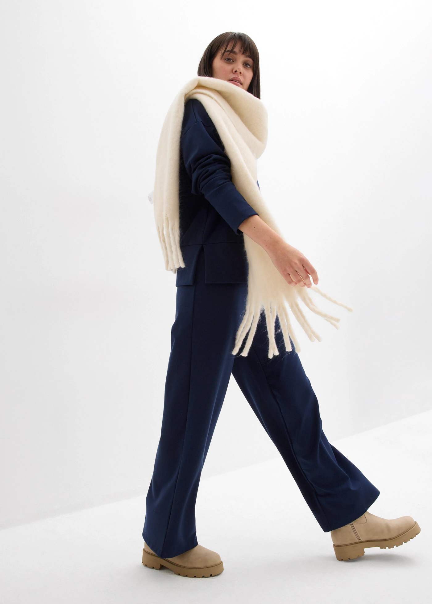 Hanorac din material Punto di Roma comod • bleumarin • magazin bonprix