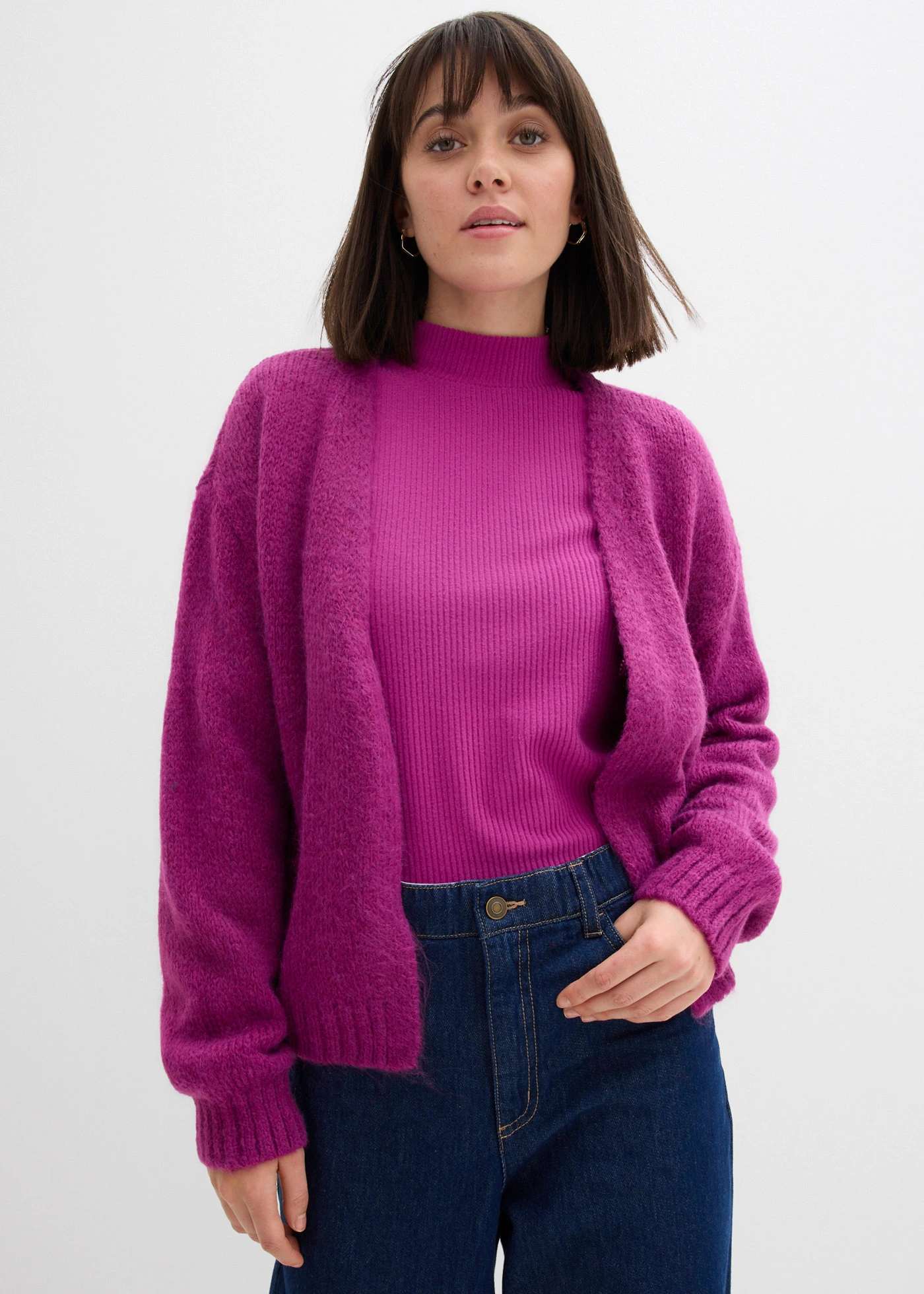 Oversize-pletený sveter, skrátený • tmavofuksiová • obchod bonprix