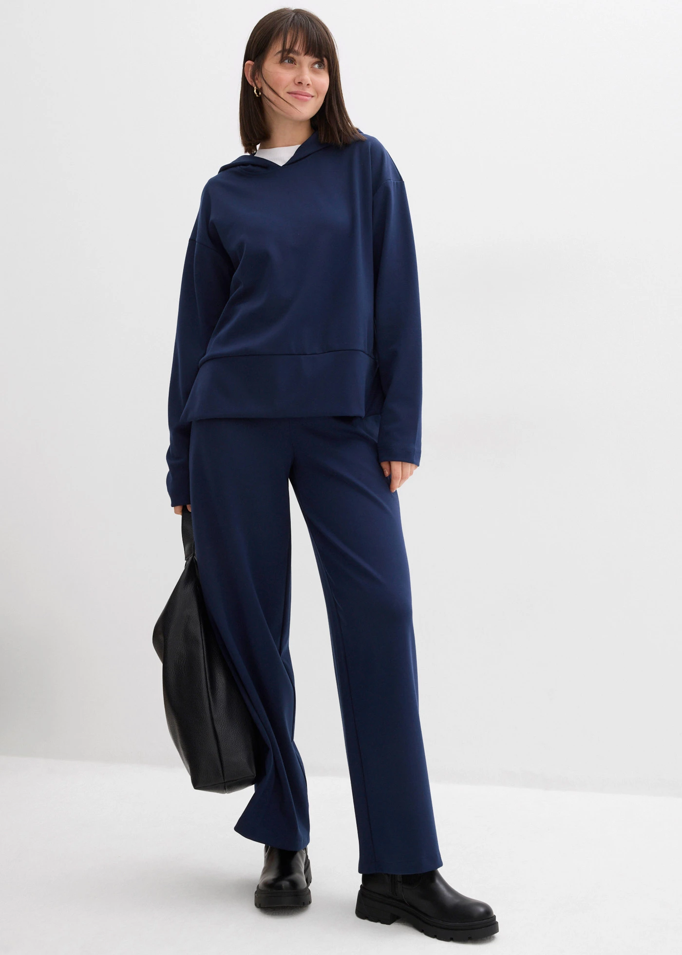 Pantaloni Marlene din material Punto di Roma • bleumarin • magazin bonprix