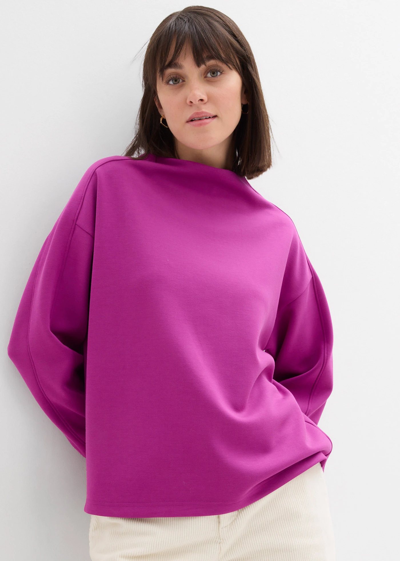 Bluză casual oversize din material scuba moale • fucsia închis • magazin bonprix
