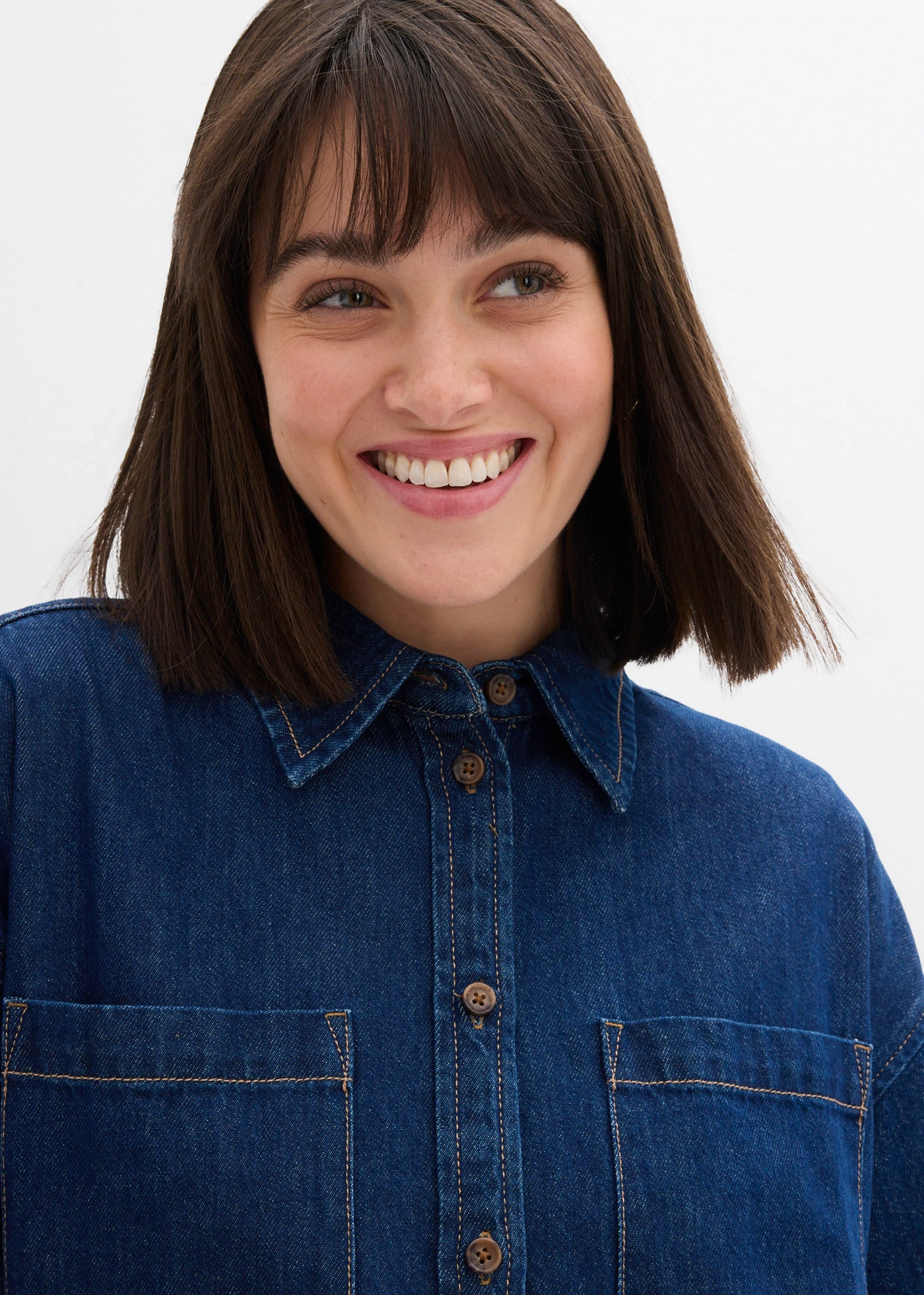 Džínová halenka z těžkého denimu, čistá bavlna, oversize střih • sytě modrý denim unwashed • bonprix obchod