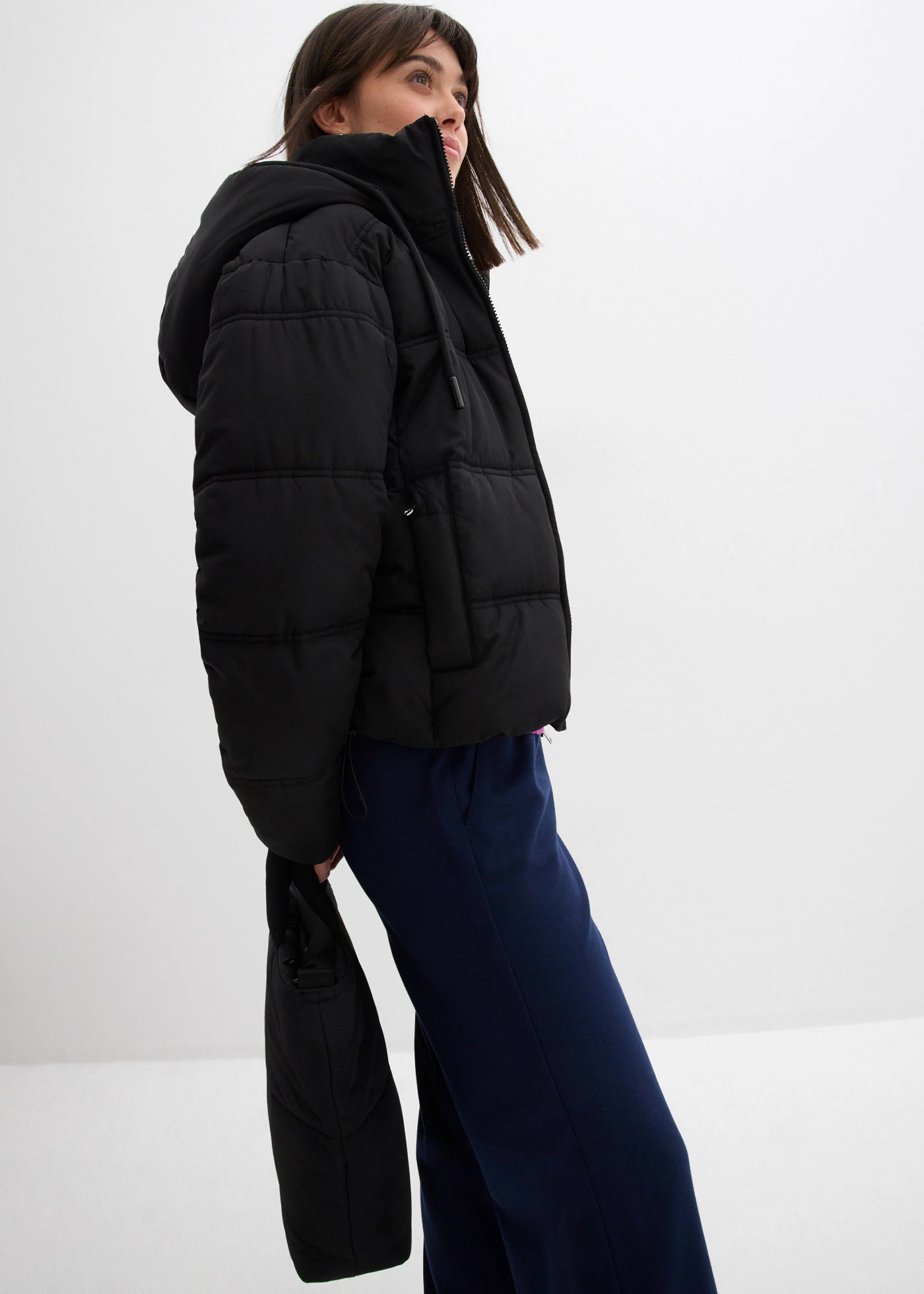 Prešívaná bunda, krátka • čierna • obchod bonprix