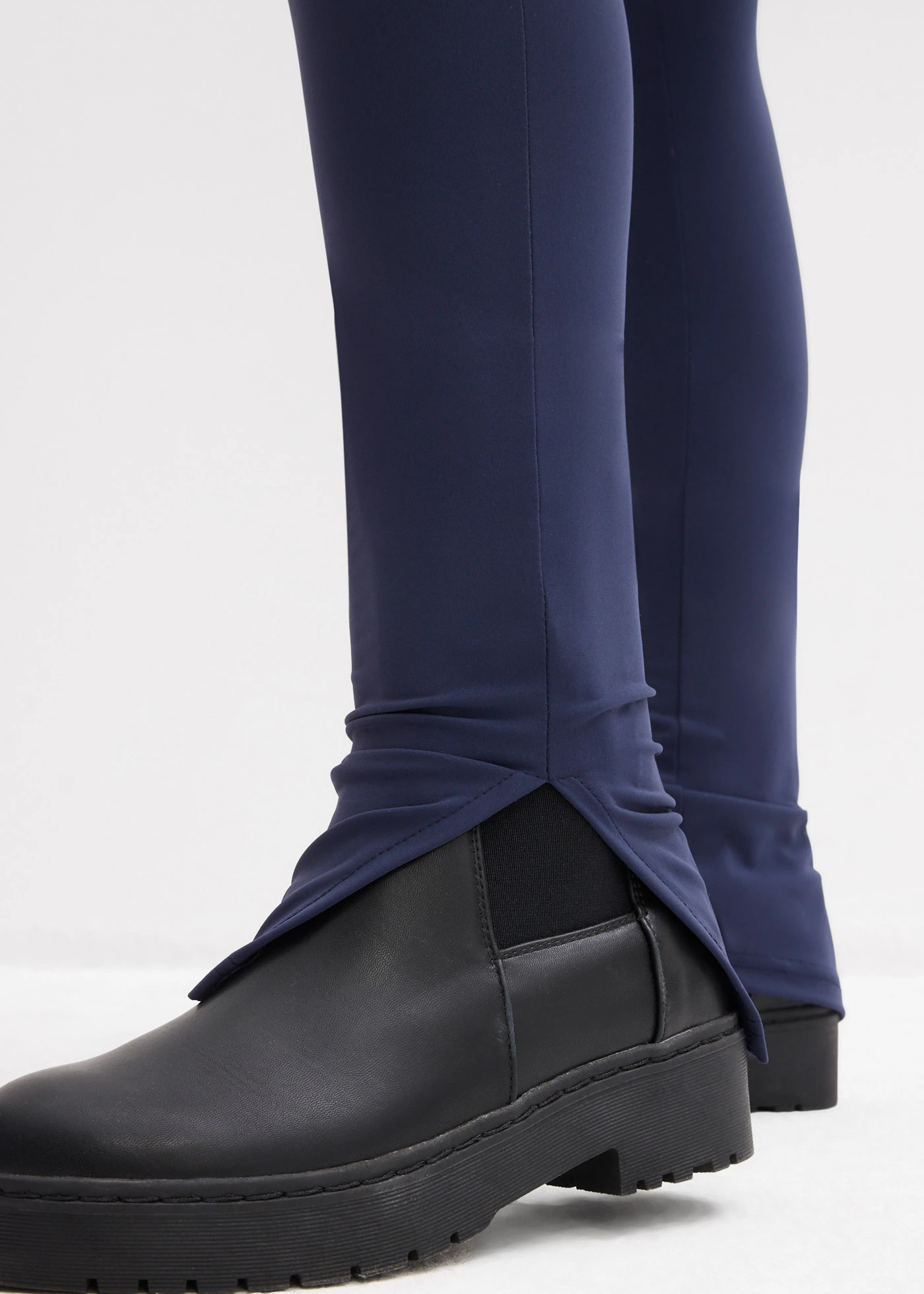 Legginsy z rozcięciem • granatowy • sklep bonprix