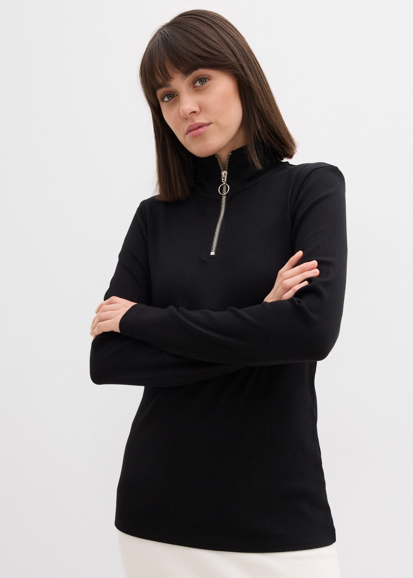 Bluză ripsată din material moale cu viscoză • negru • magazin bonprix