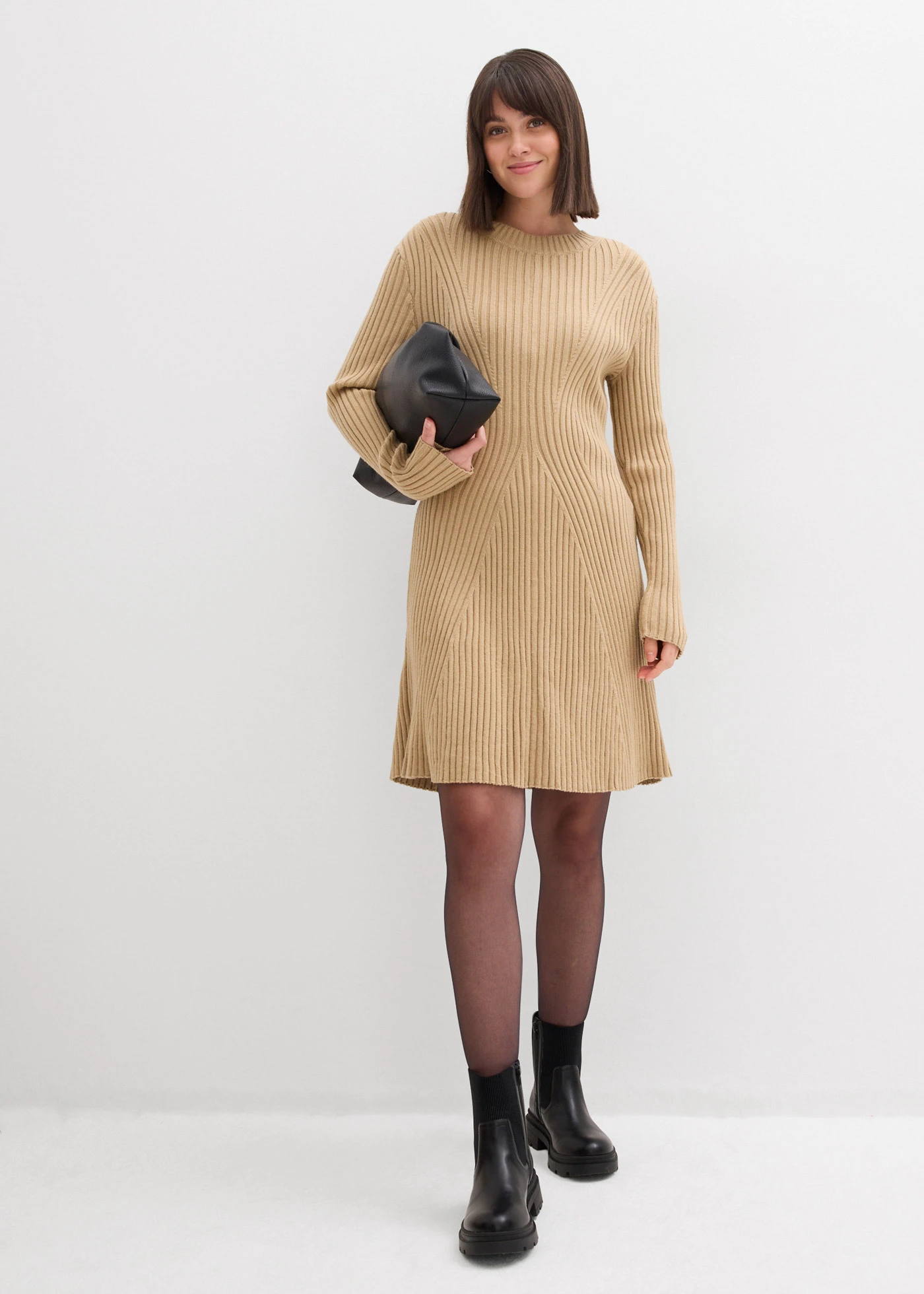 Rochie mini tricotată din amestec moale de viscoză • kaki deschis • magazin bonprix