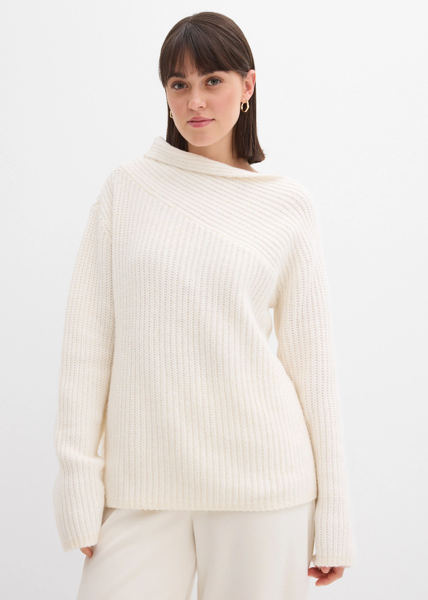 Pull oversize côtelé • blanc nacré • Boutique bonprix