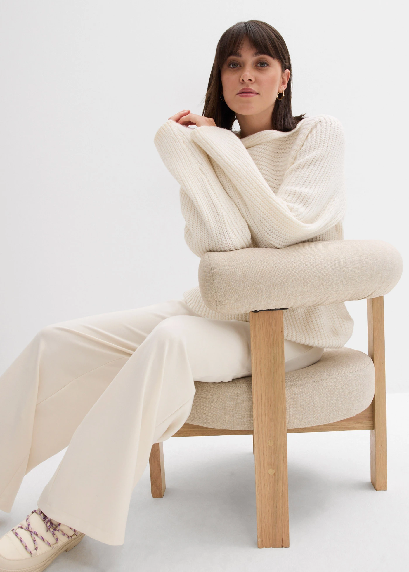 Pulover oversize cu model ripsat • alb perlat • magazin bonprix