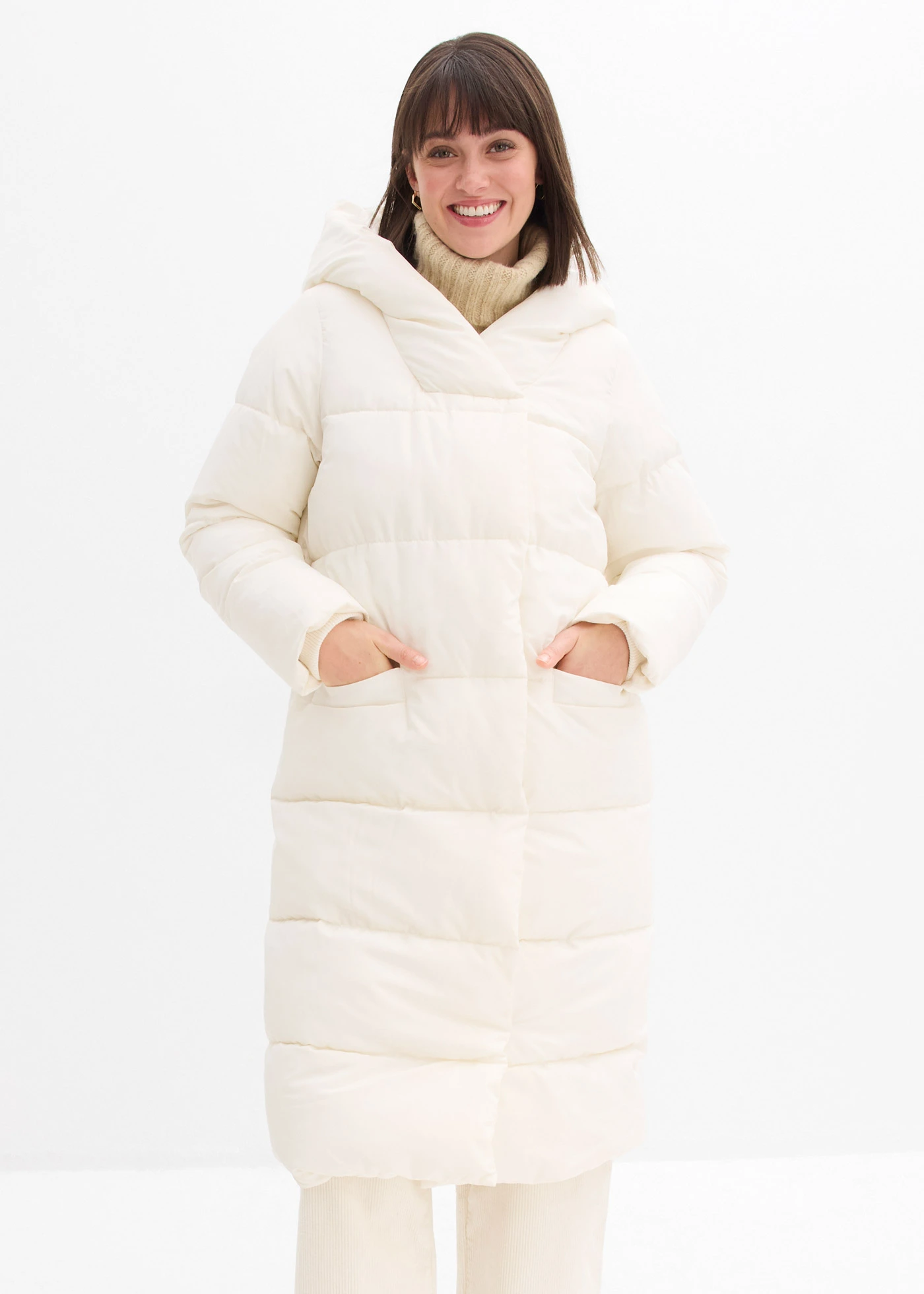 Mantou oversize, matlasat • alb perlat • magazin bonprix