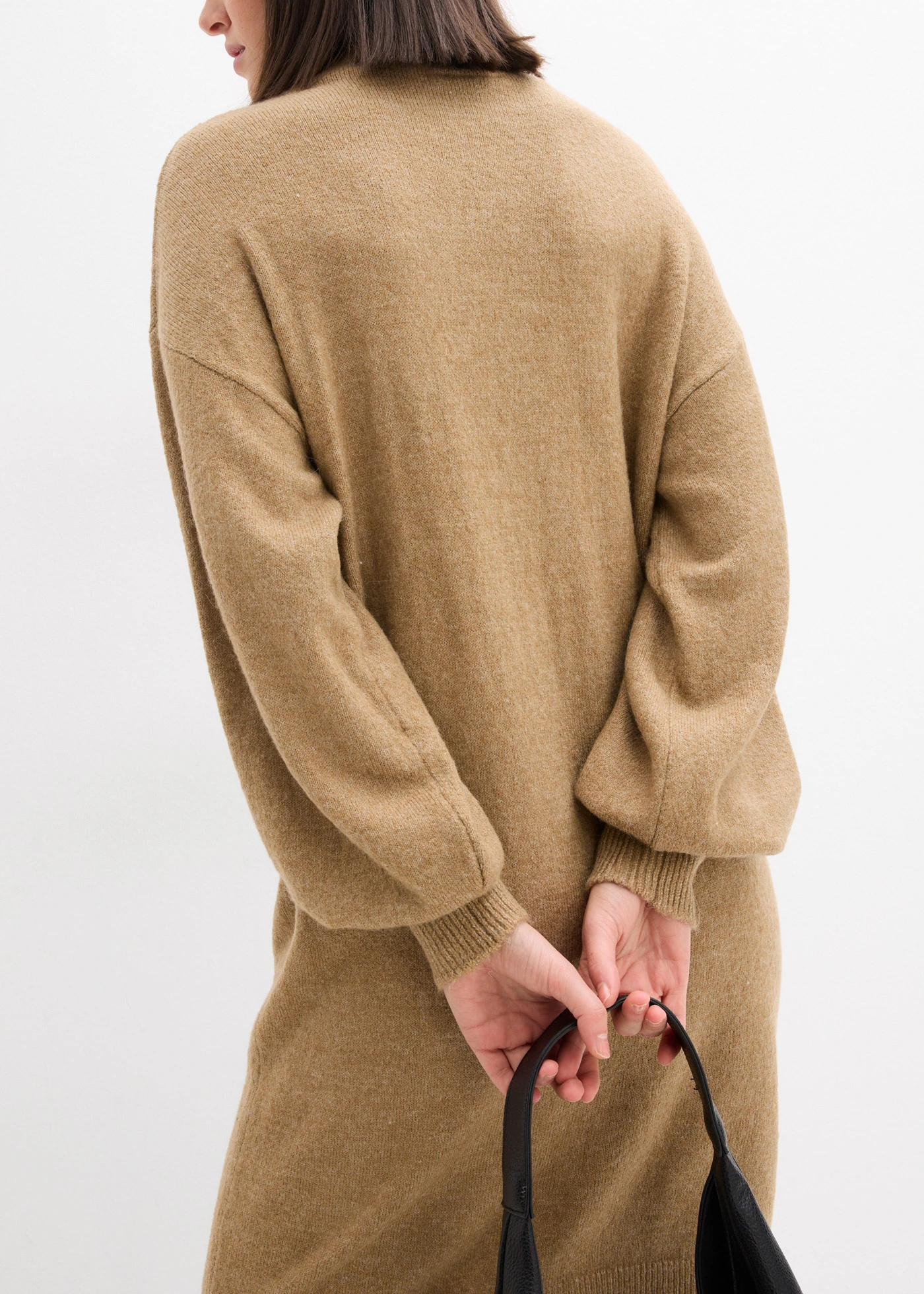 Melírované pletené šaty • světlá khaki • bonprix obchod