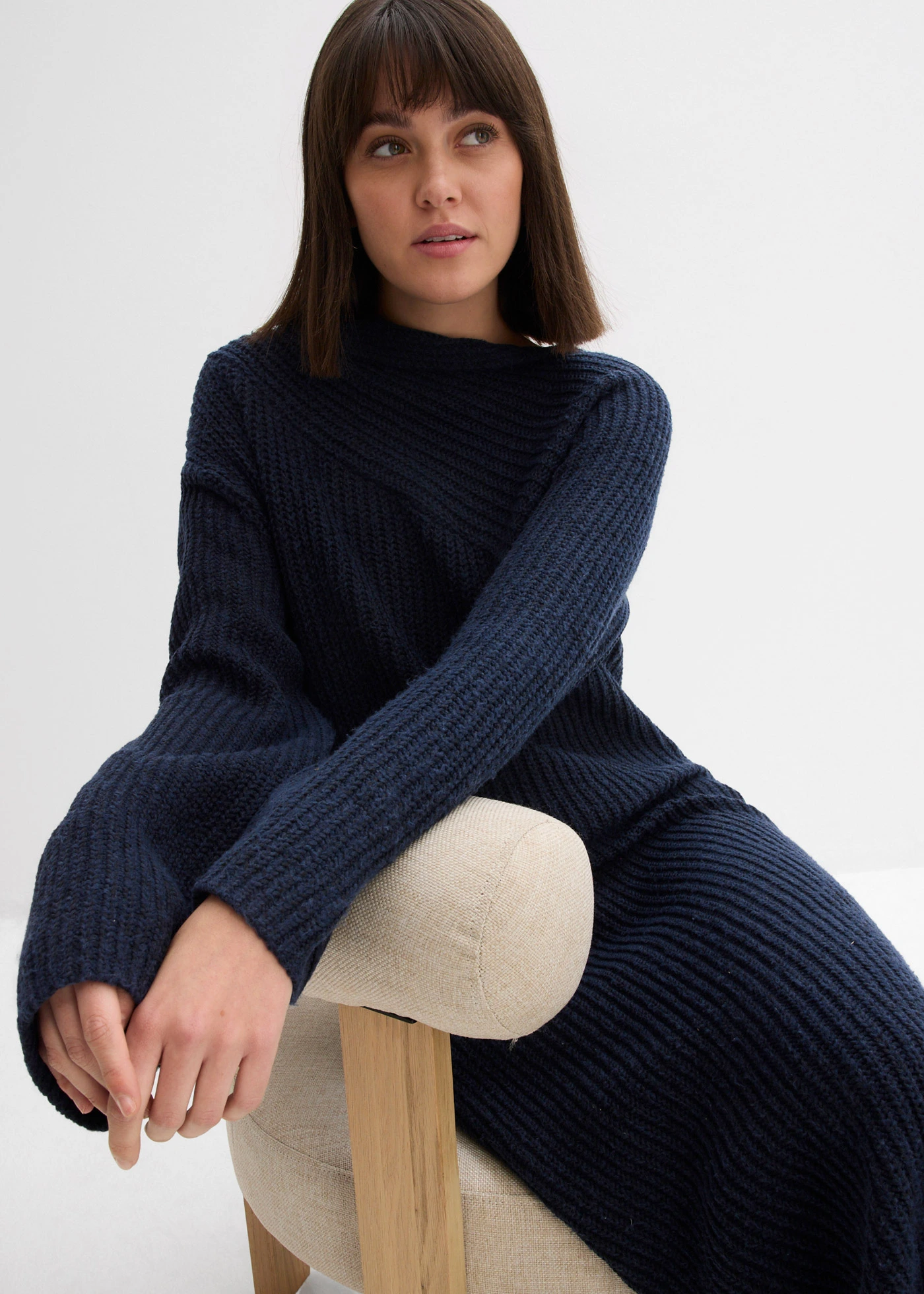 Žebrované pletené šaty • tmavě modrá • bonprix obchod