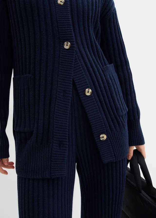 Gebreid vest in een zachte viscosemix • donkerblauw • product-page.page-title-suffix