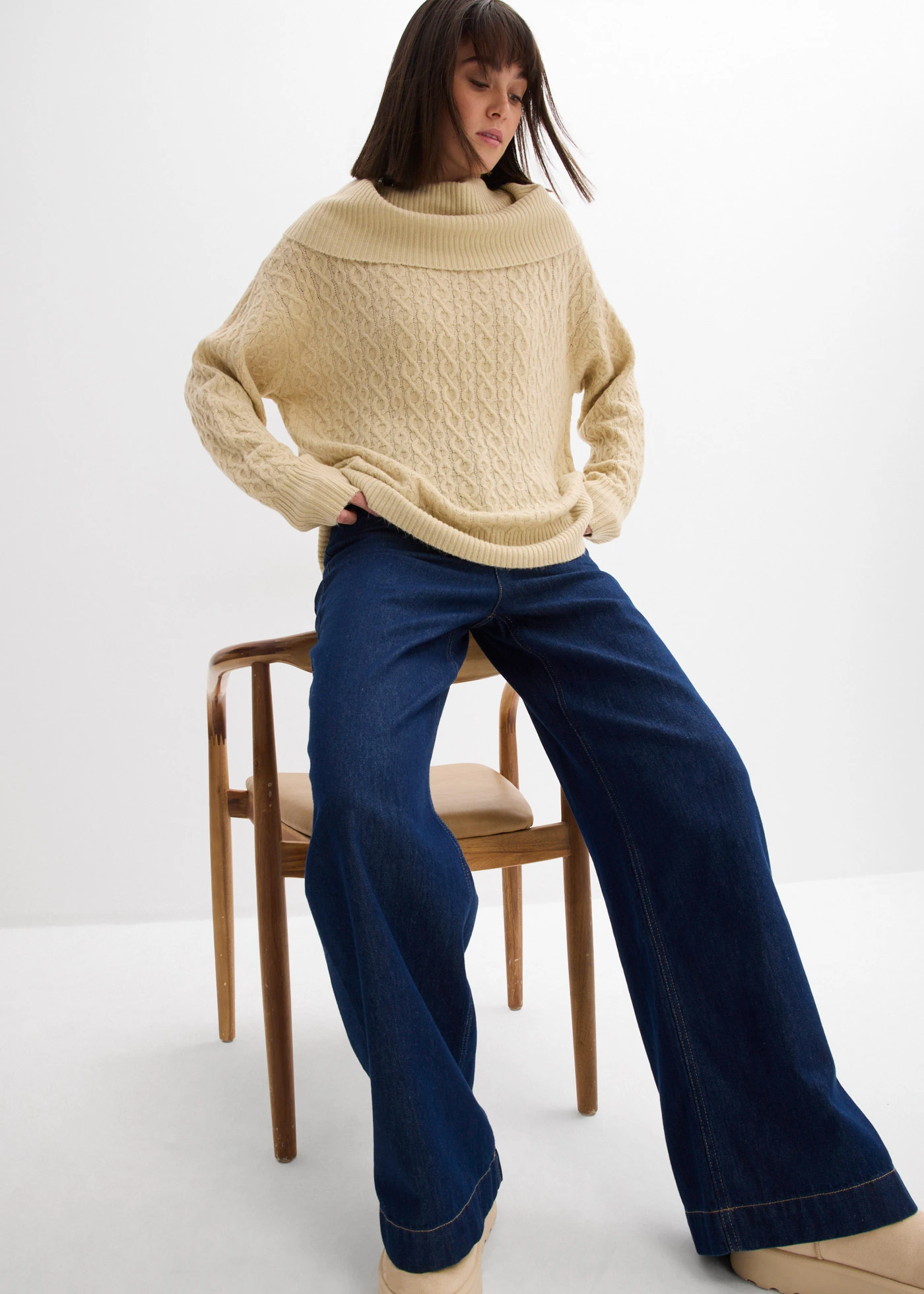 Pull à motif torsadé • sable clair • Boutique bonprix