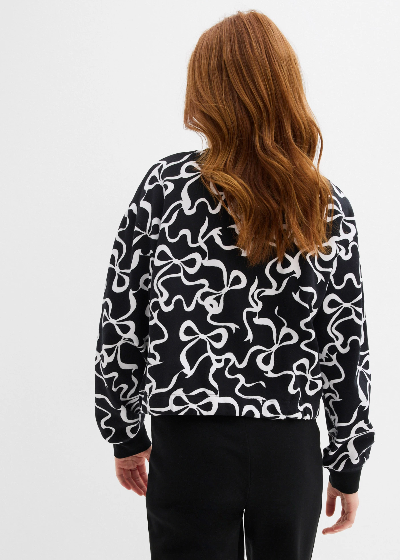 Sweat-shirt 100% coton • noir/blanc • Boutique bonprix