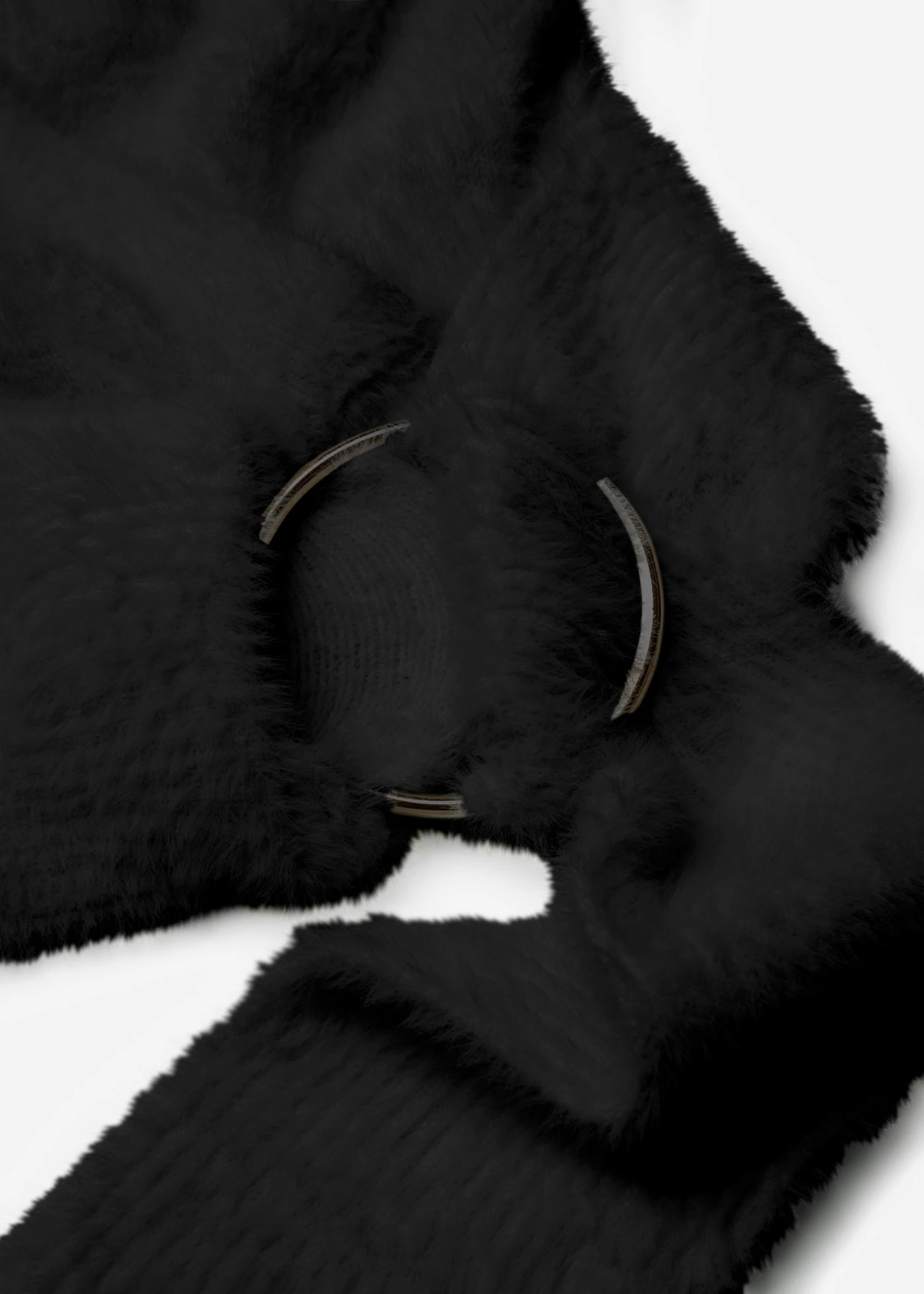 Pull cache-cœur avec accessoire • noir • Boutique bonprix