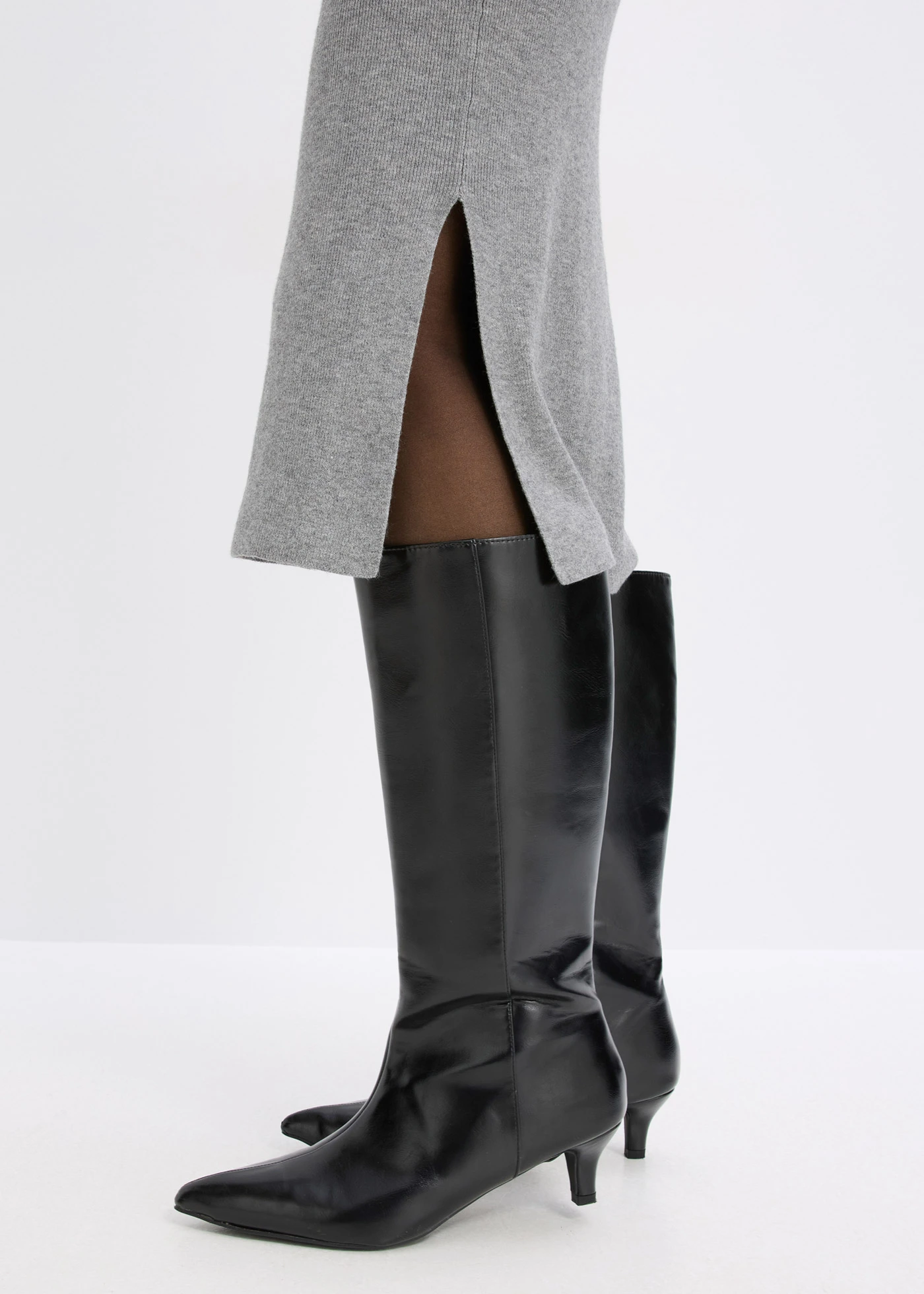 Gebreide jurk in een soepele viscosemix • grijs gemêleerd • bonprix online shop