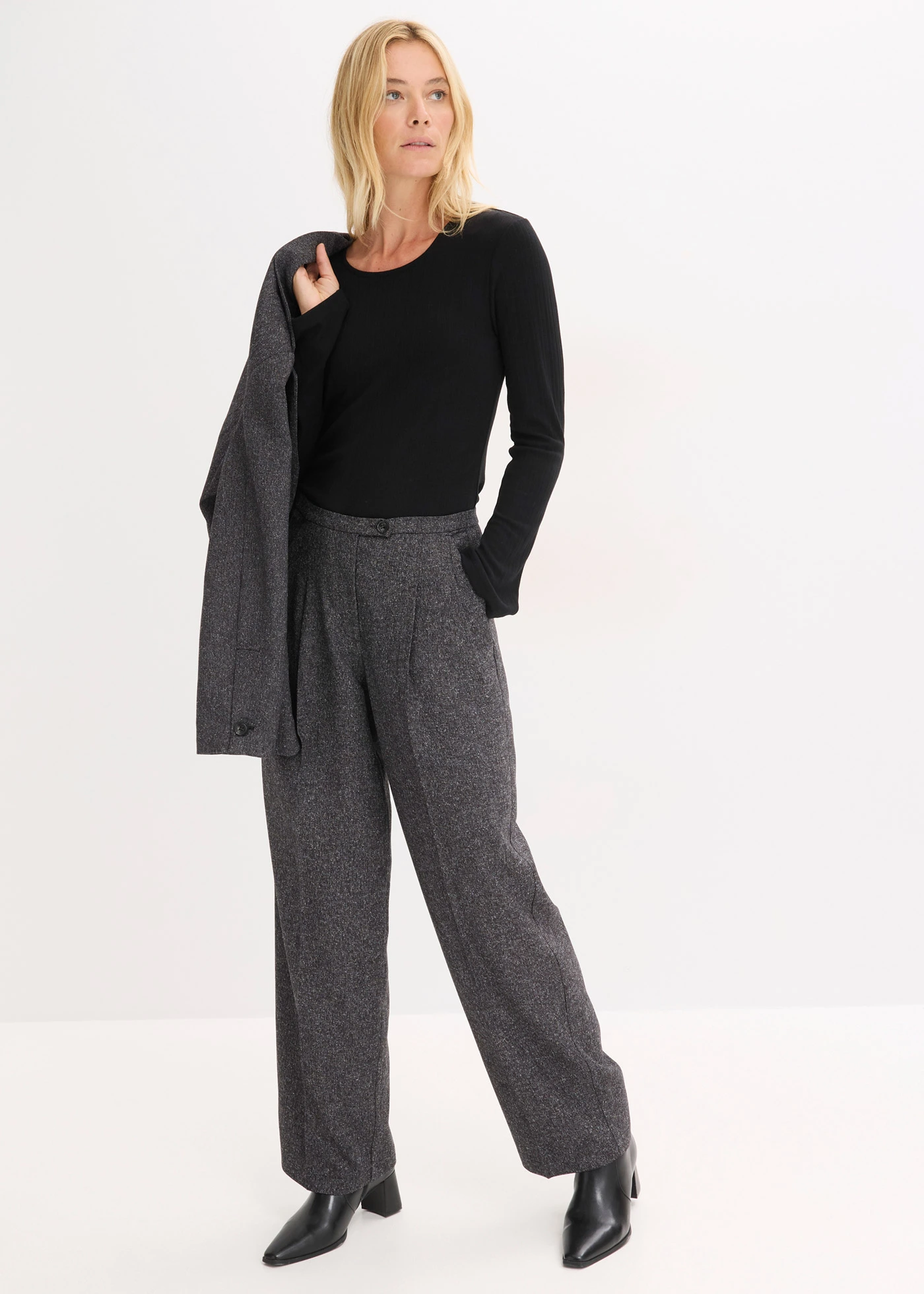 Longsleeve van geribd materiaal • zwart • bonprix online shop