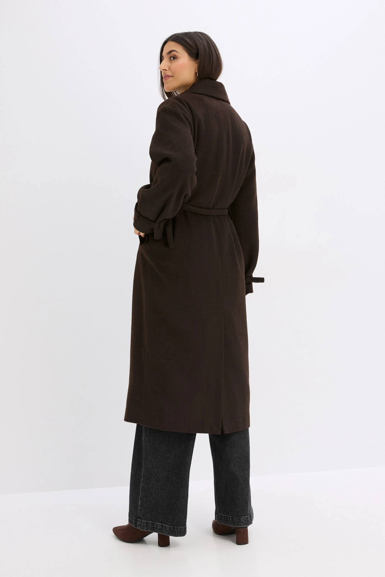 Lange jas met riem en visgraatpatroon • donkerbruin-zwart • bonprix online shop