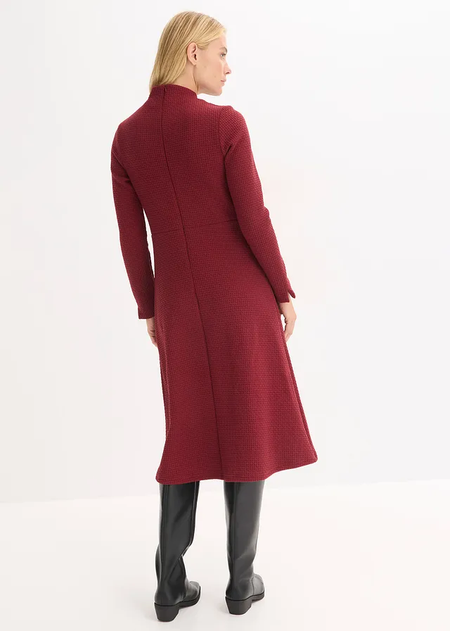 Midi jurk met iets uitlopende rok • robijnrood • product-page.page-title-suffix