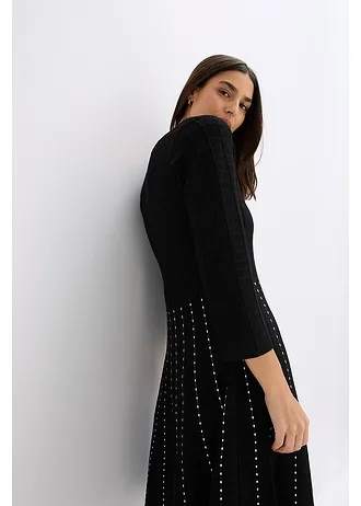 Robe douce en maille • noir/blanc • Boutique bonprix