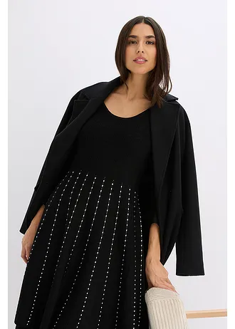 Robe pull fluide en viscose majoritaire • noir/blanc • Boutique bonprix