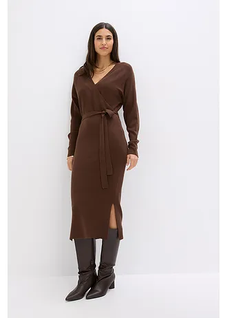Robe pull fluide en viscose mélangée • marron • Boutique bonprix