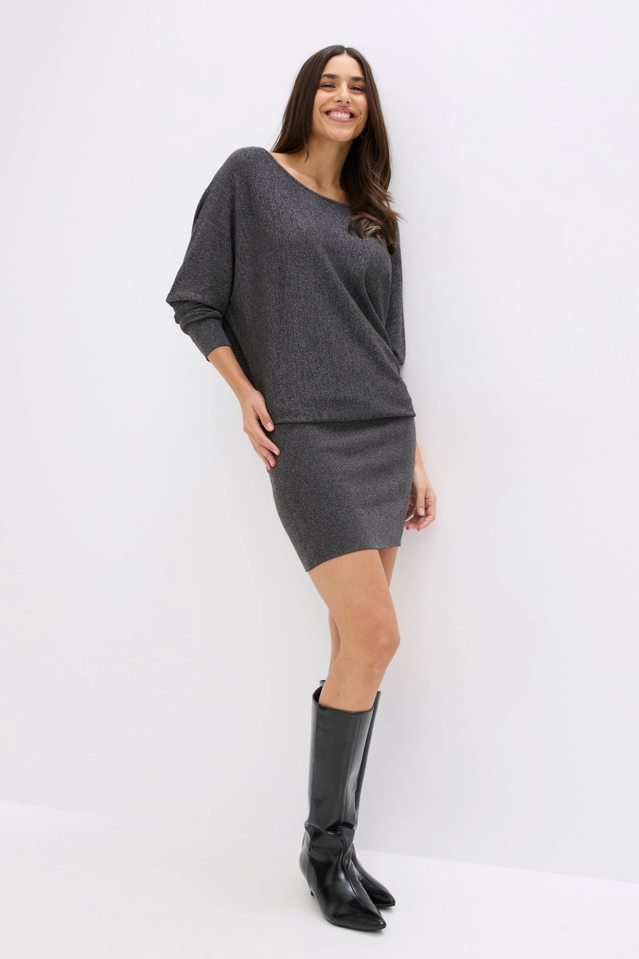 Pletené šaty ze splývavé viskózové směsi • antracitový melír • bonprix obchod