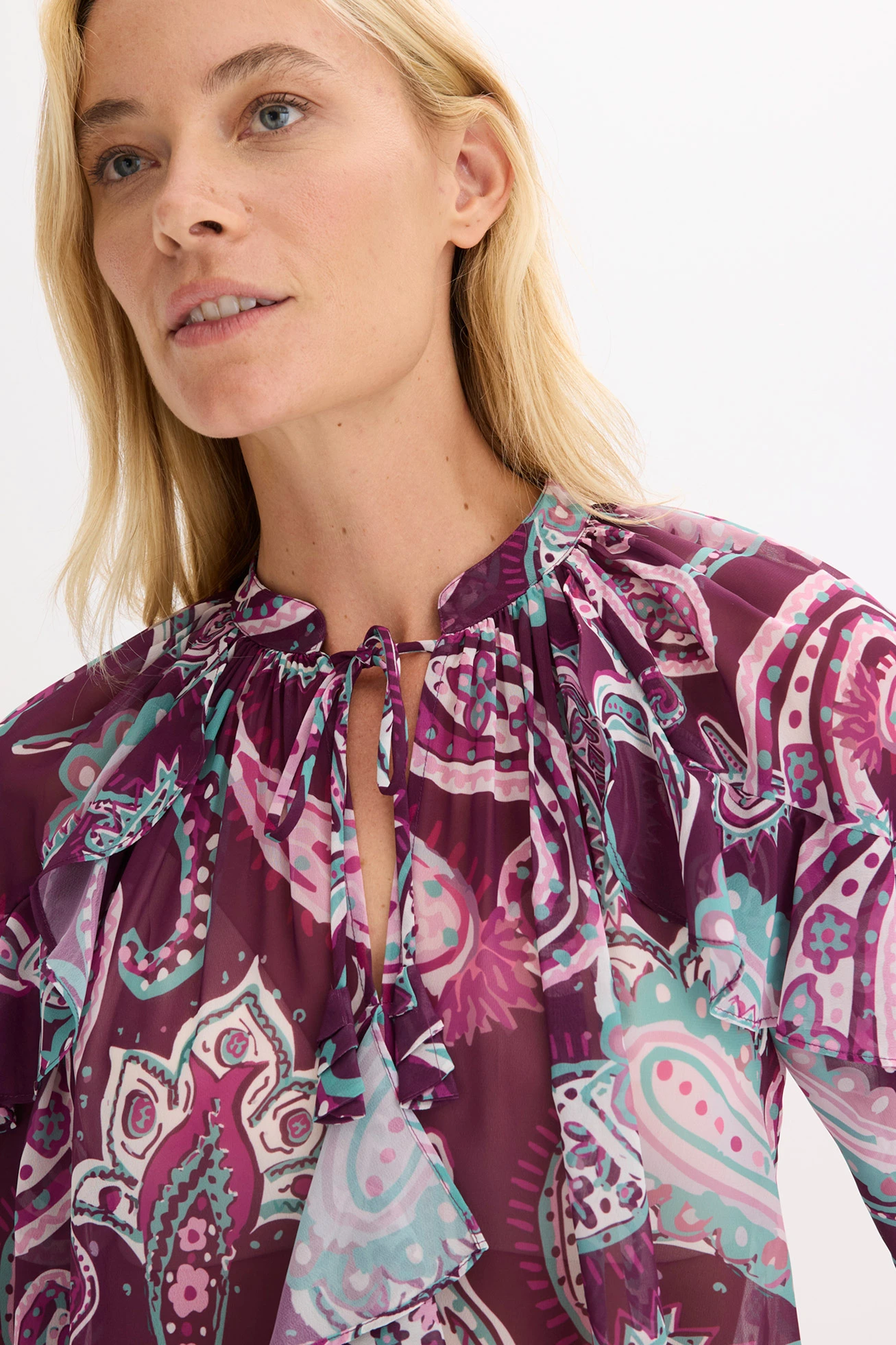 Tuniková halenka s volány • tmavě fuchsiová s kašmírovým vzorem • bonprix obchod