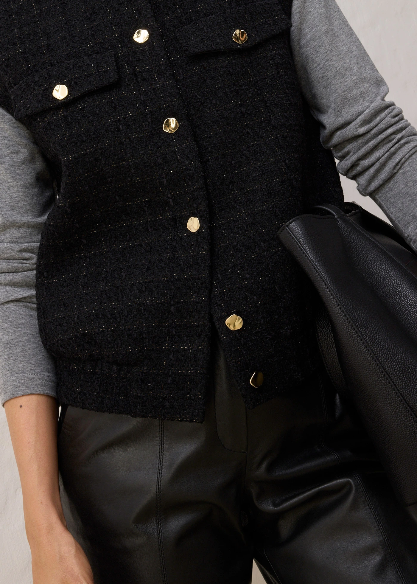 Blejzrová vesta s podílem vlny • černá • bonprix obchod