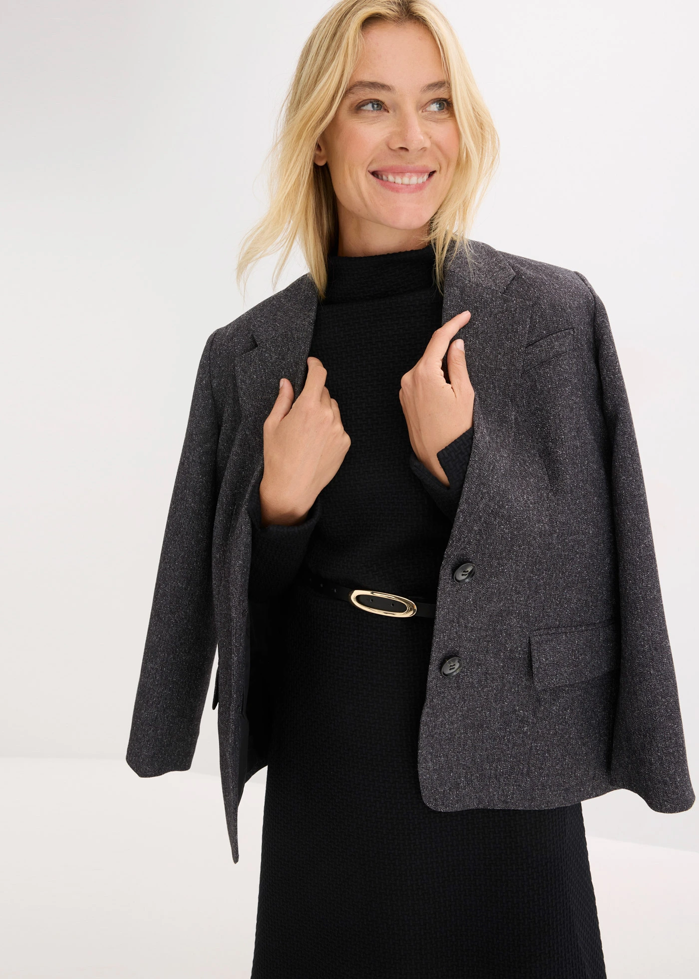 Robe midi évasée • noir • Boutique bonprix