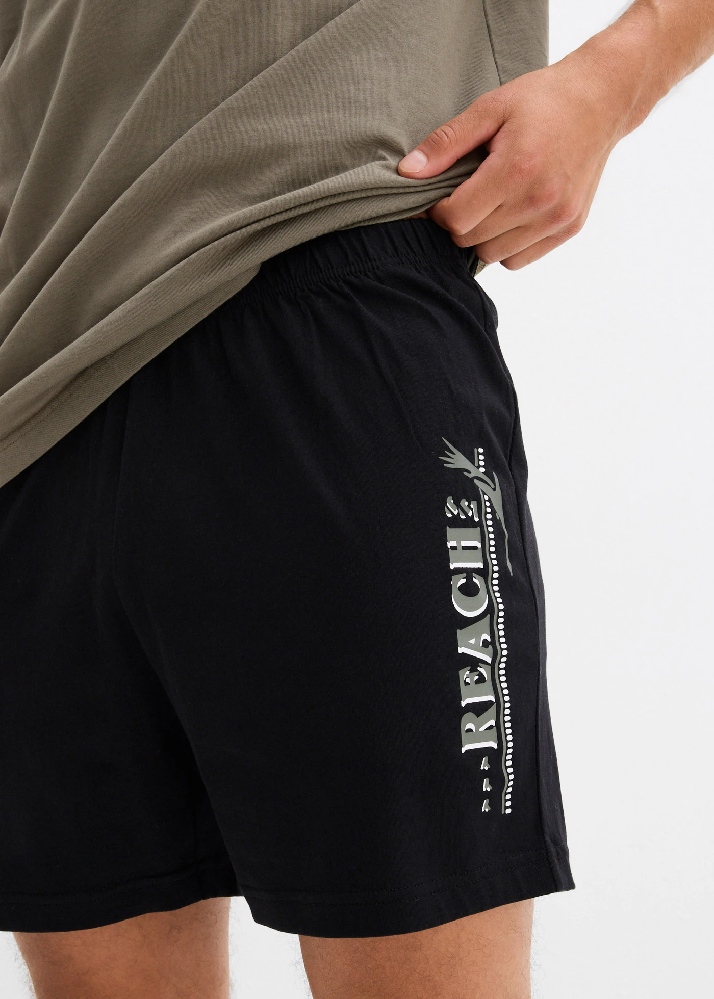 Pijama cu pantaloni scurți cu bumbac moale • gri-verde-negru • magazin bonprix