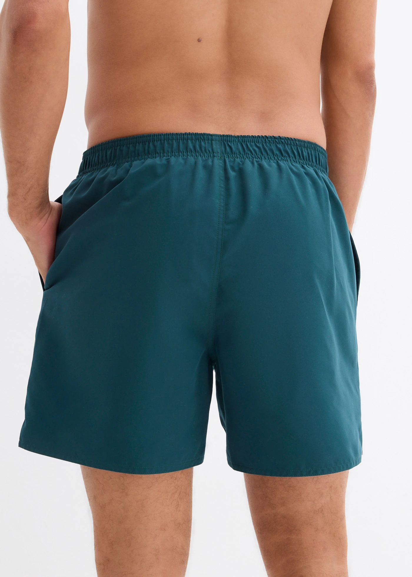 Short de bain avec poches • vert pétrole • Boutique bonprix