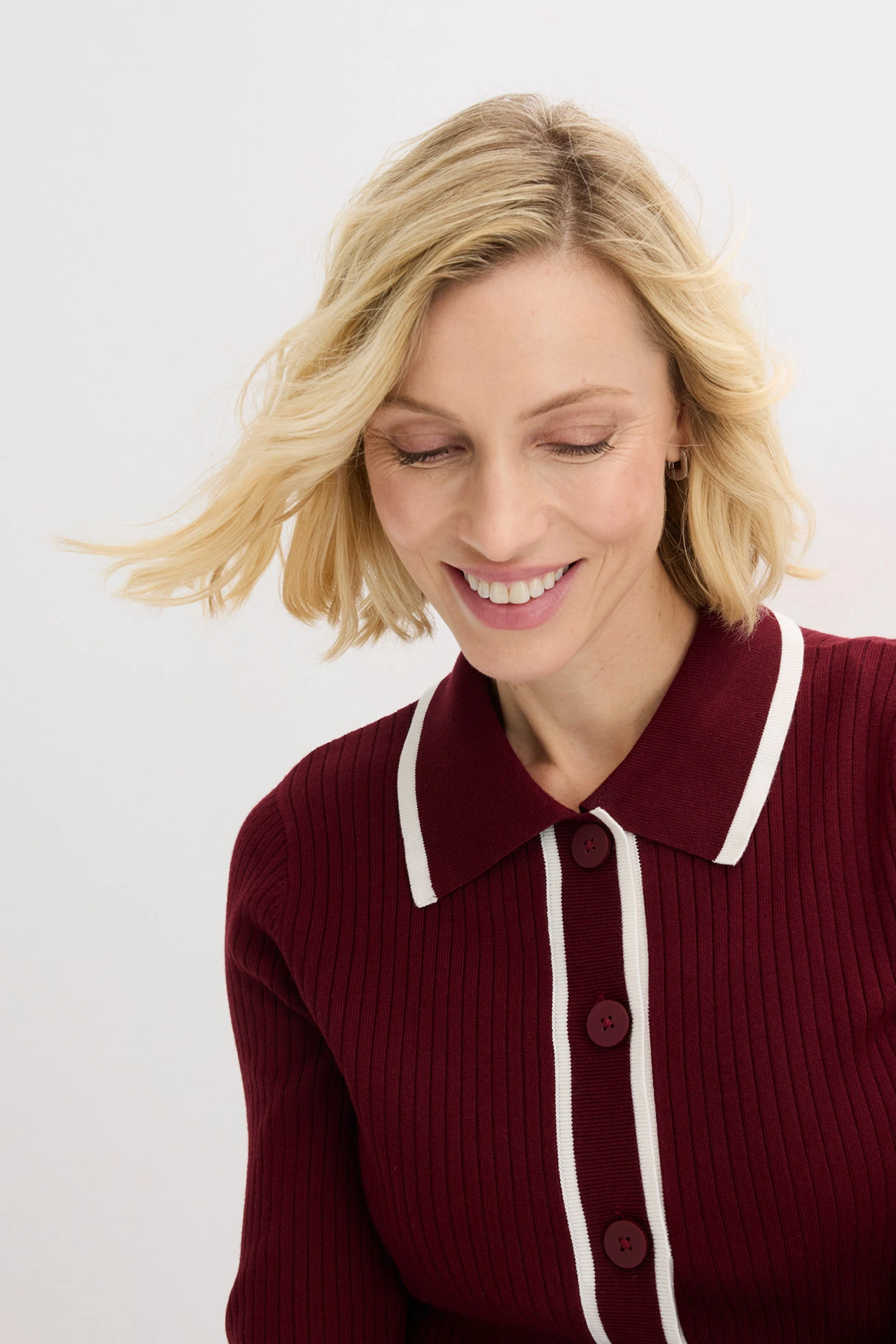 Cardigan în stil elegant • roșu rubiniu/ecru • magazin bonprix