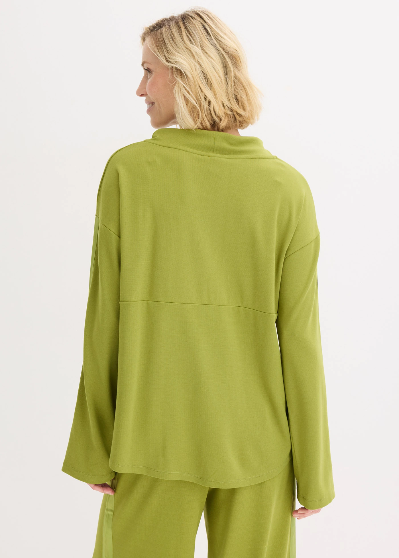 Bluzka z wygodnej dzianiny punto di roma • zieleń mchu z nadrukiem • sklep bonprix