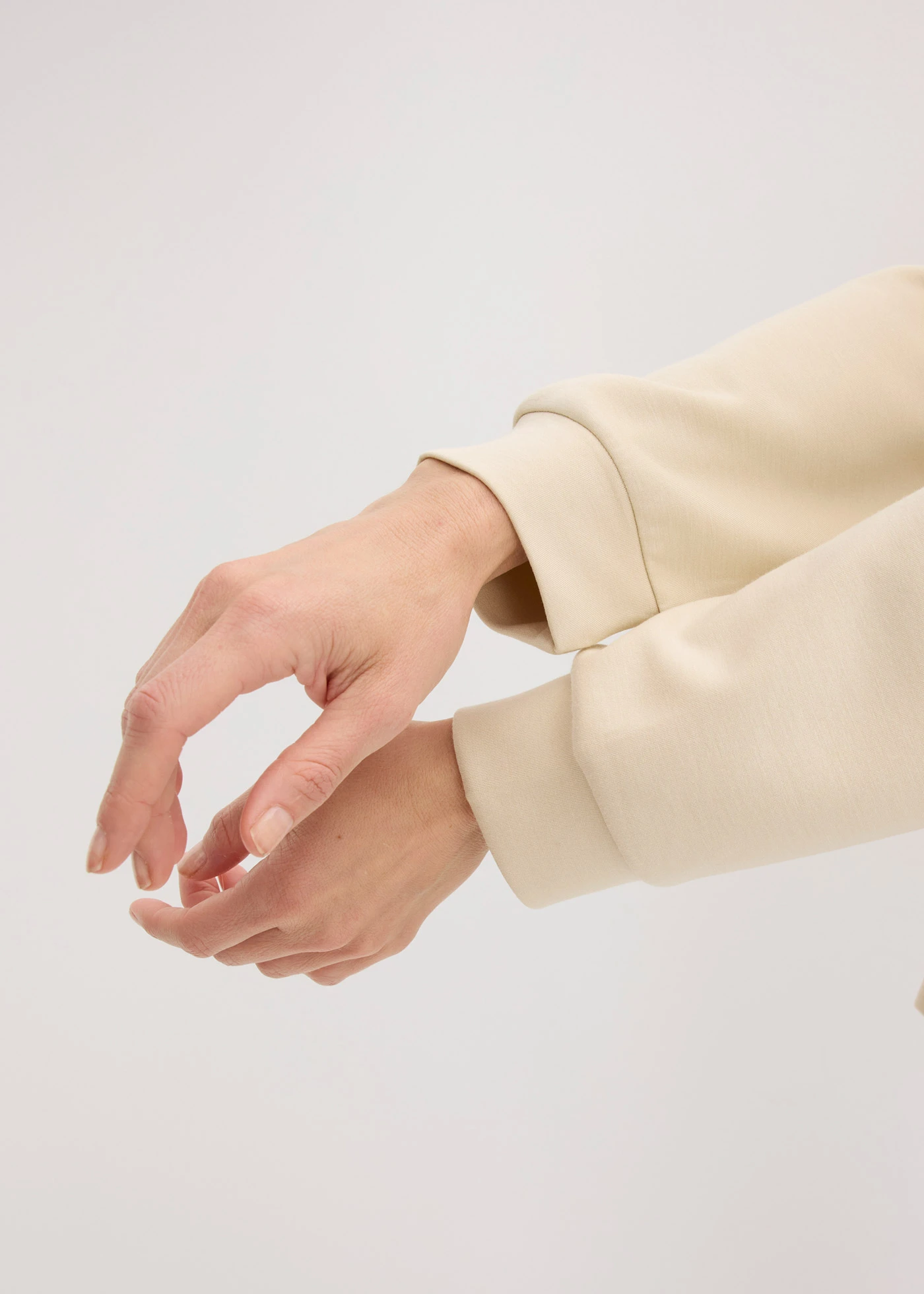 Sweat-shirt avec application • sable clair • Boutique bonprix