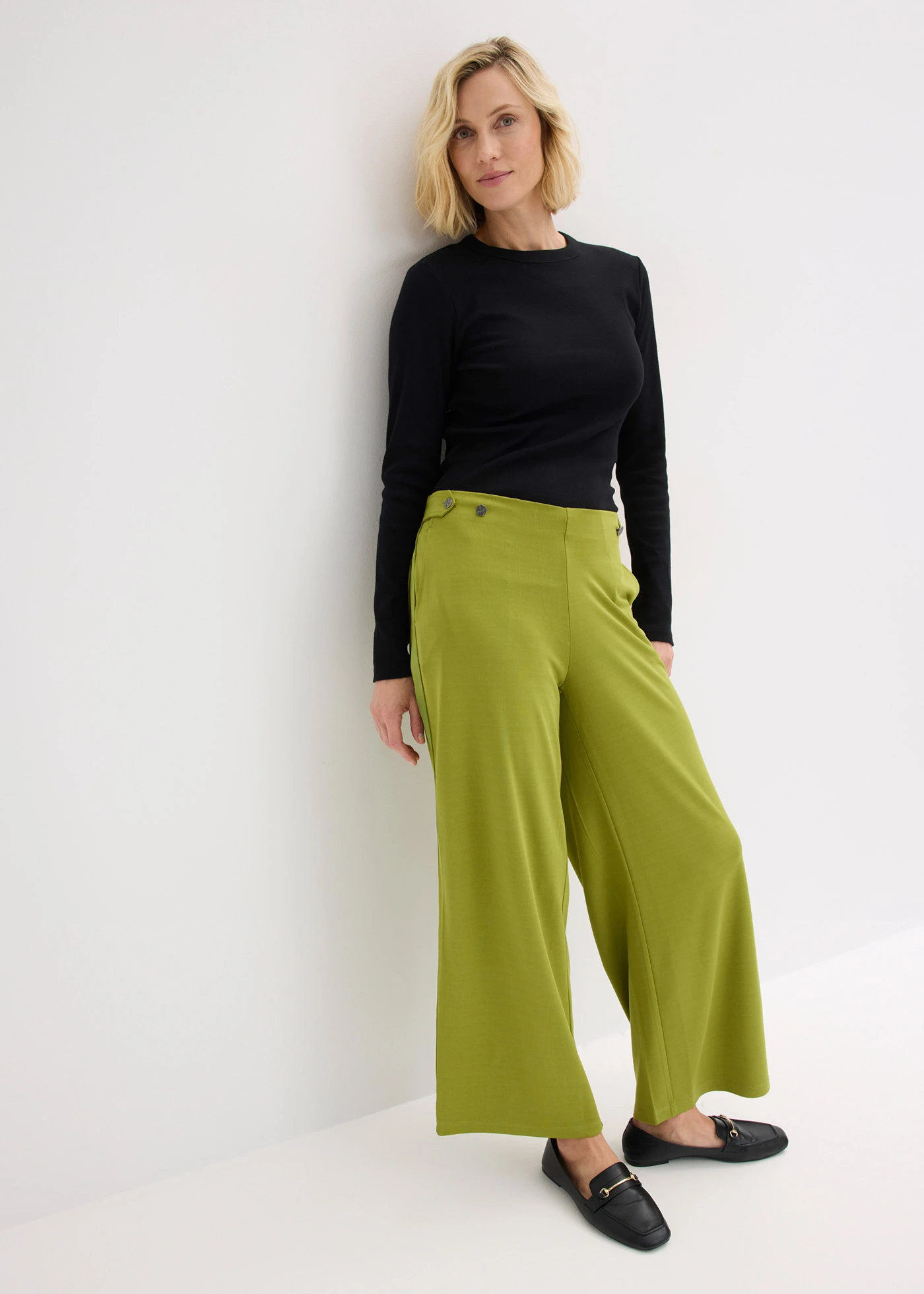 Pantaloni marlene din material Punto di Roma cu bandă din satin • verde kaki • magazin bonprix