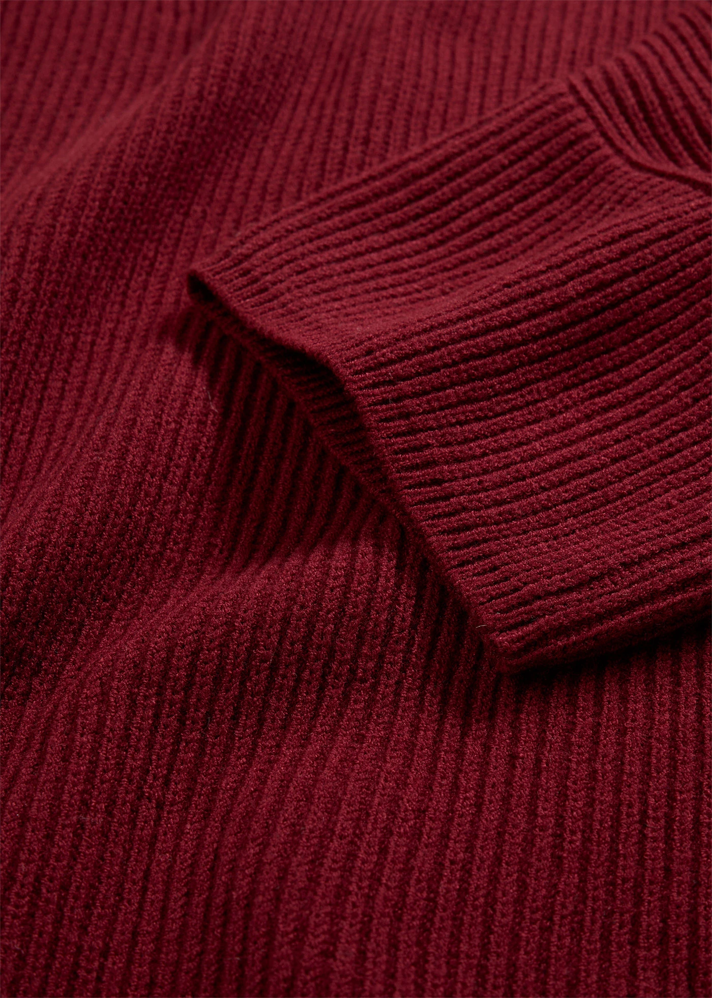 Sweter o pudełkowym kroju z mieszanki wiskozy • czerwony rubinowy • sklep bonprix